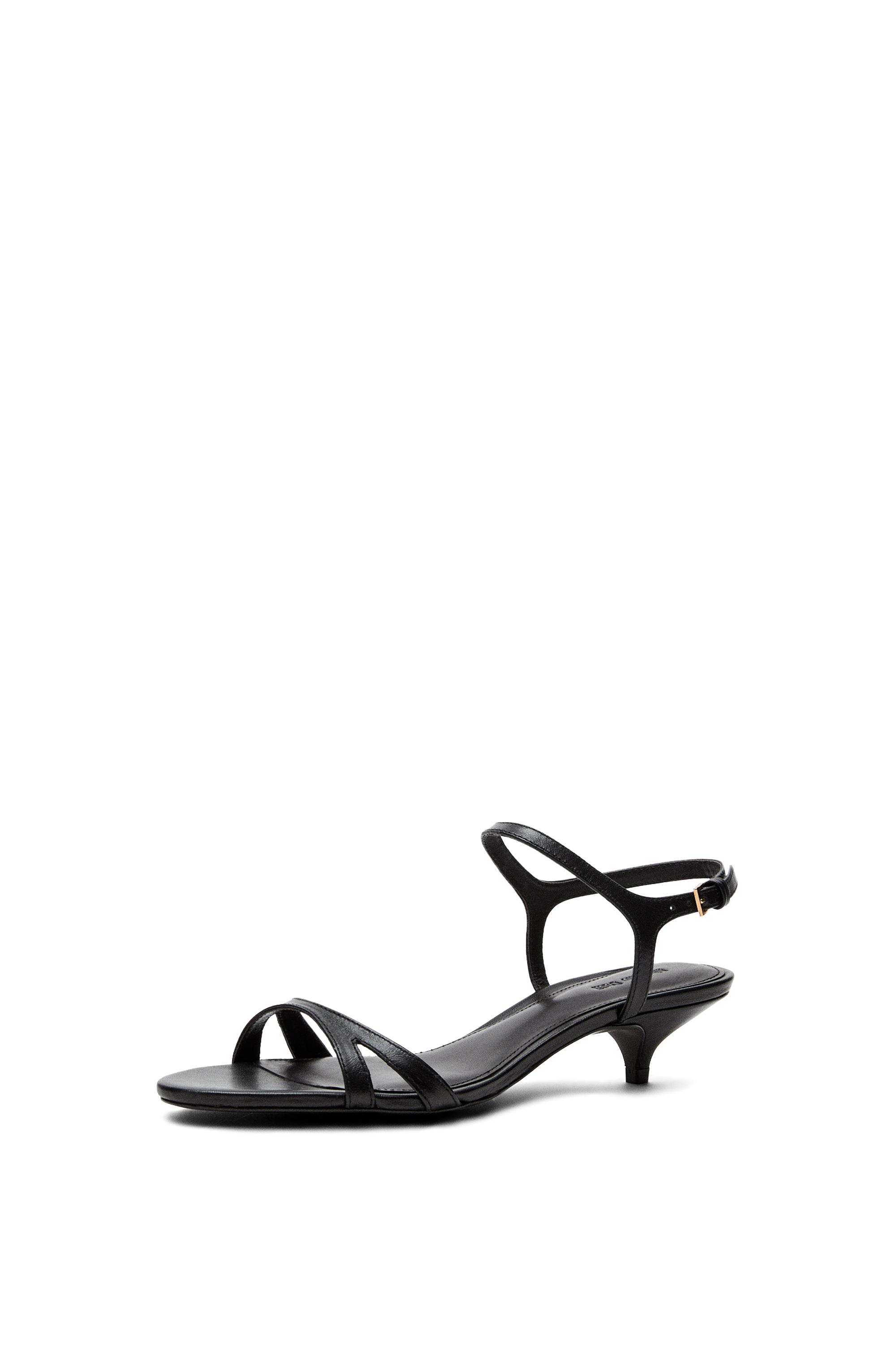 Low-heel leather sandal - MADE IN SPAIN — BLACK