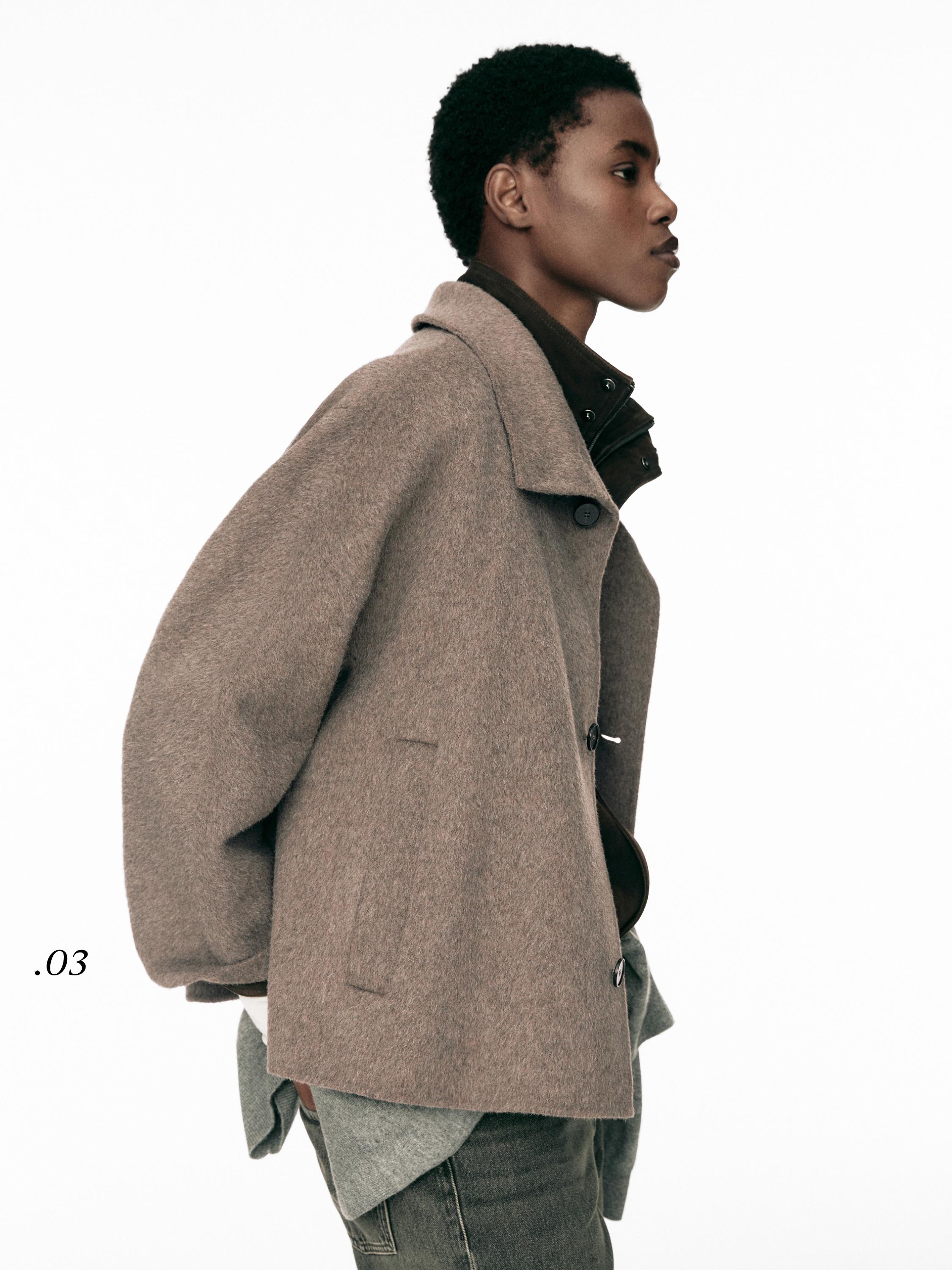 Manteau mi-long à col montant en laine mélangée