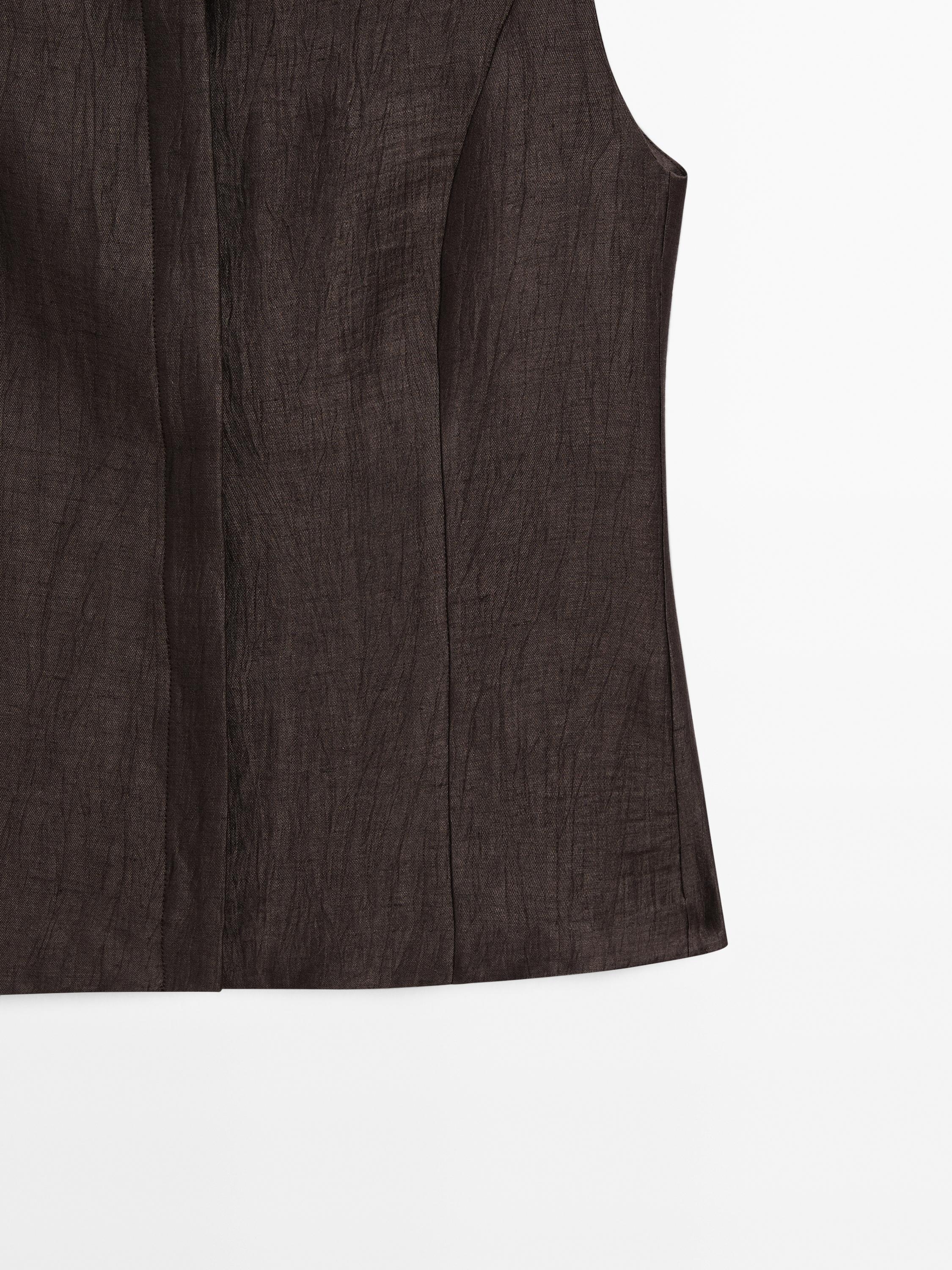 Linen blend round neck waistcoat