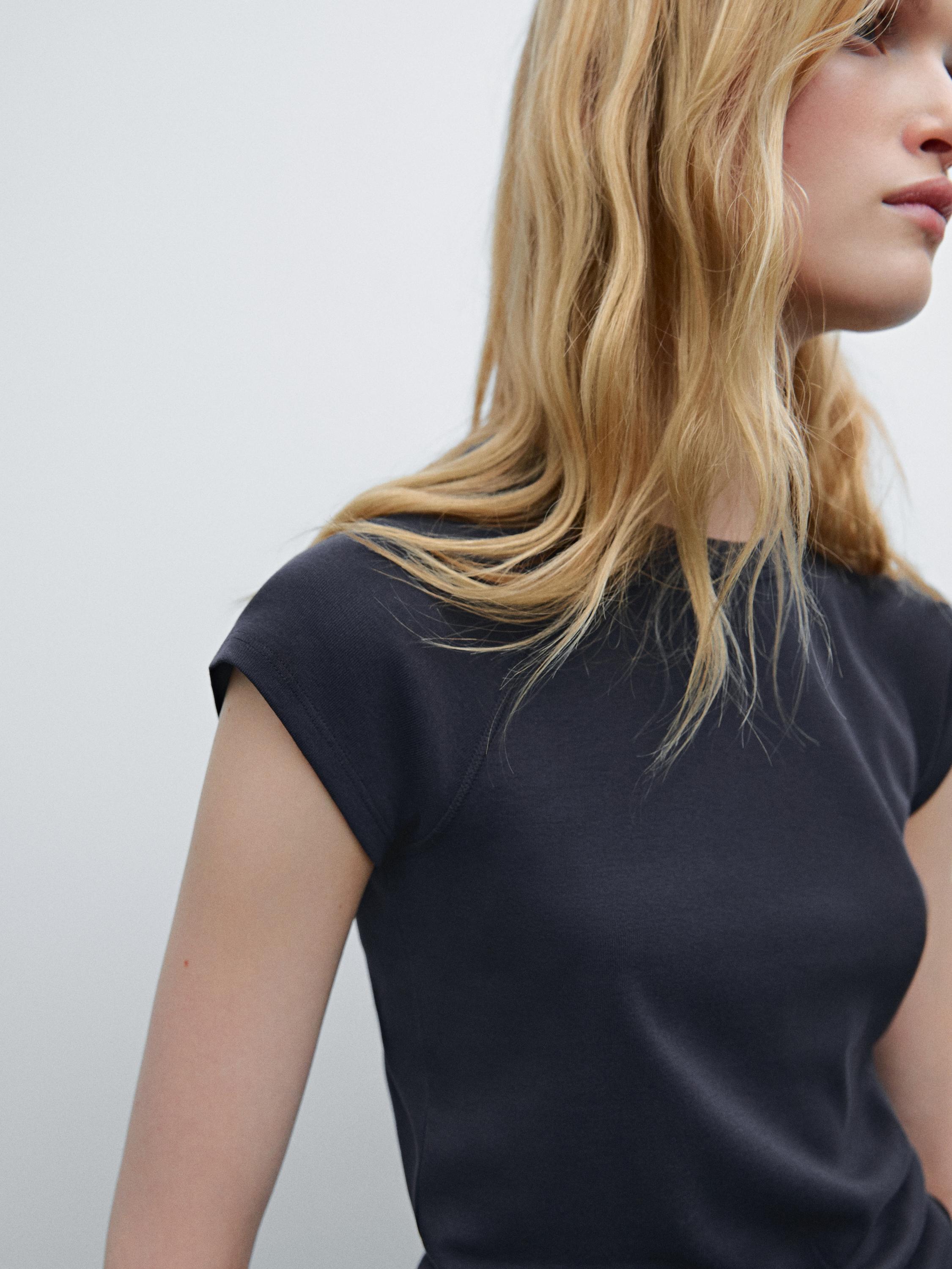 Slim fit raglan sleeve cotton T-shirt