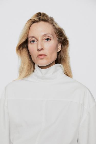 High neck zipper blouse - LIMITED EDITION — WHITE 4