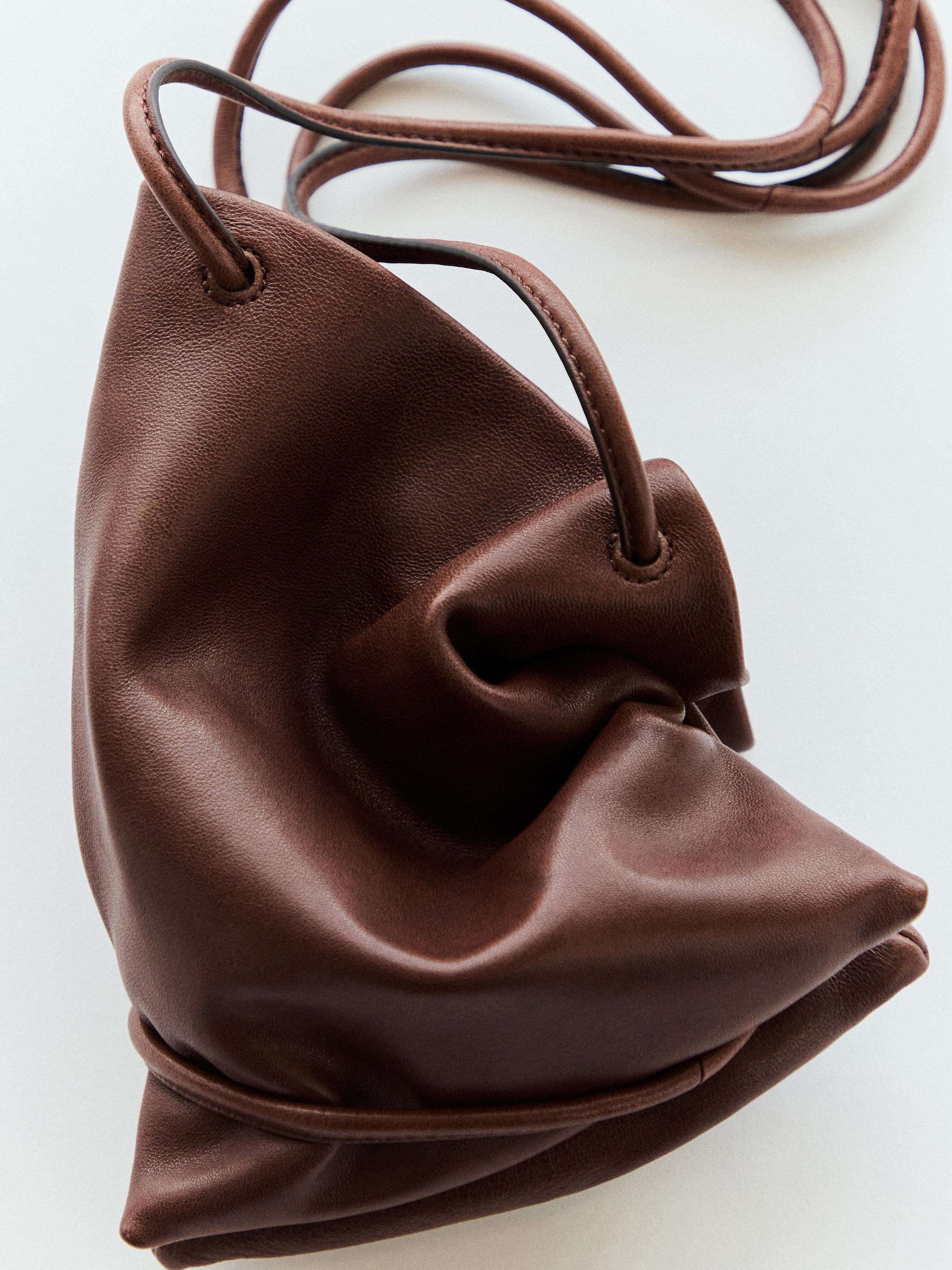 Tas selempang kulit nappa