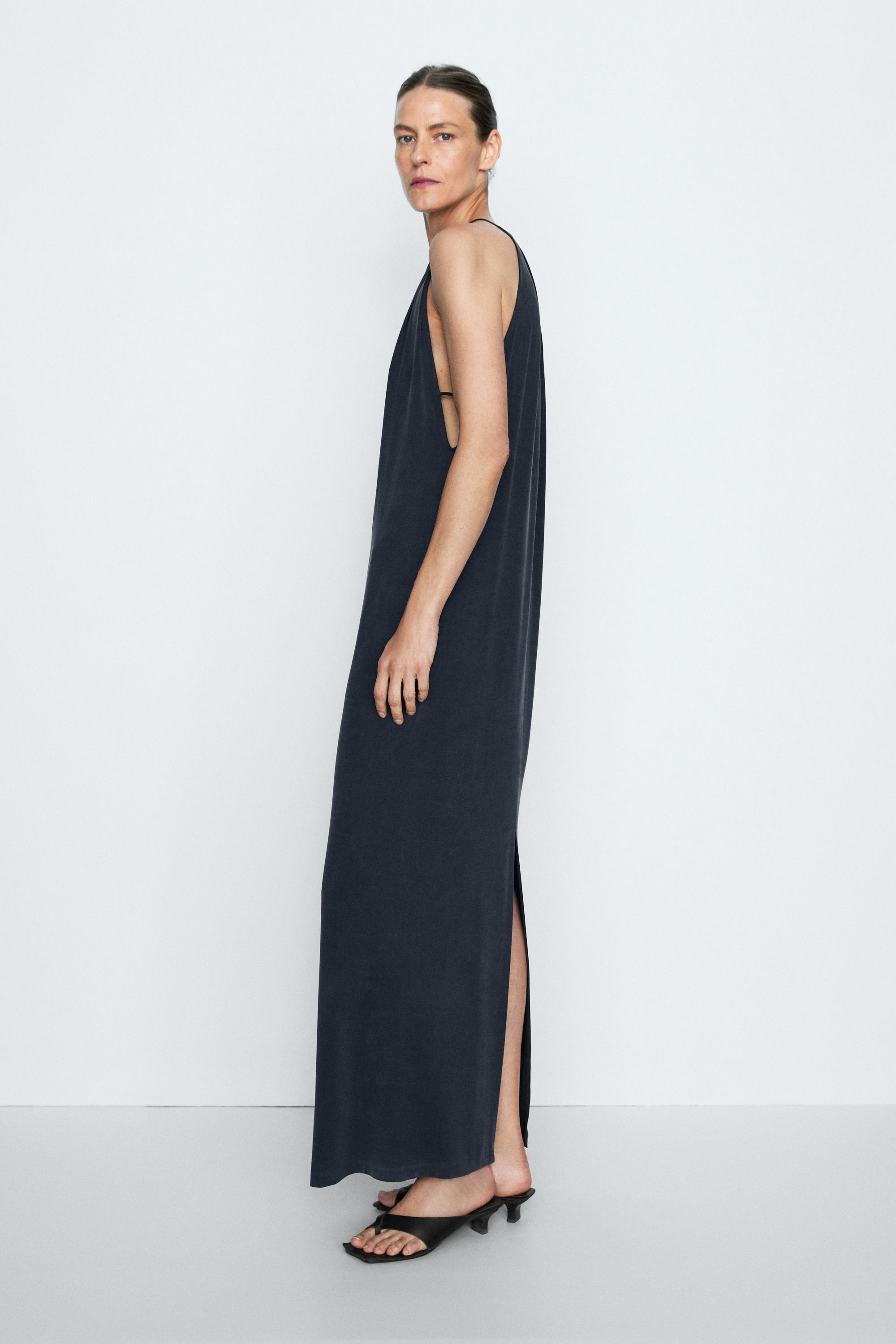 Flowing midi dress with pleats - STUDIO — BLUE