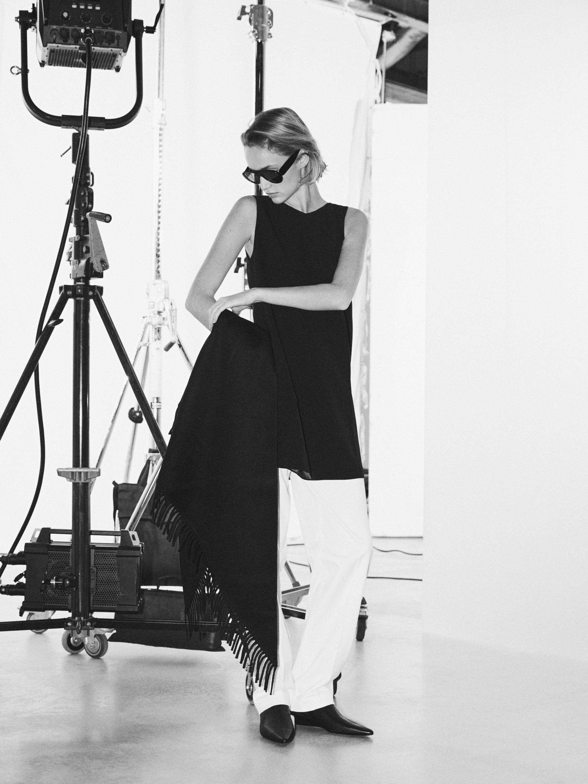 Wool blend mini dress — BLACK
