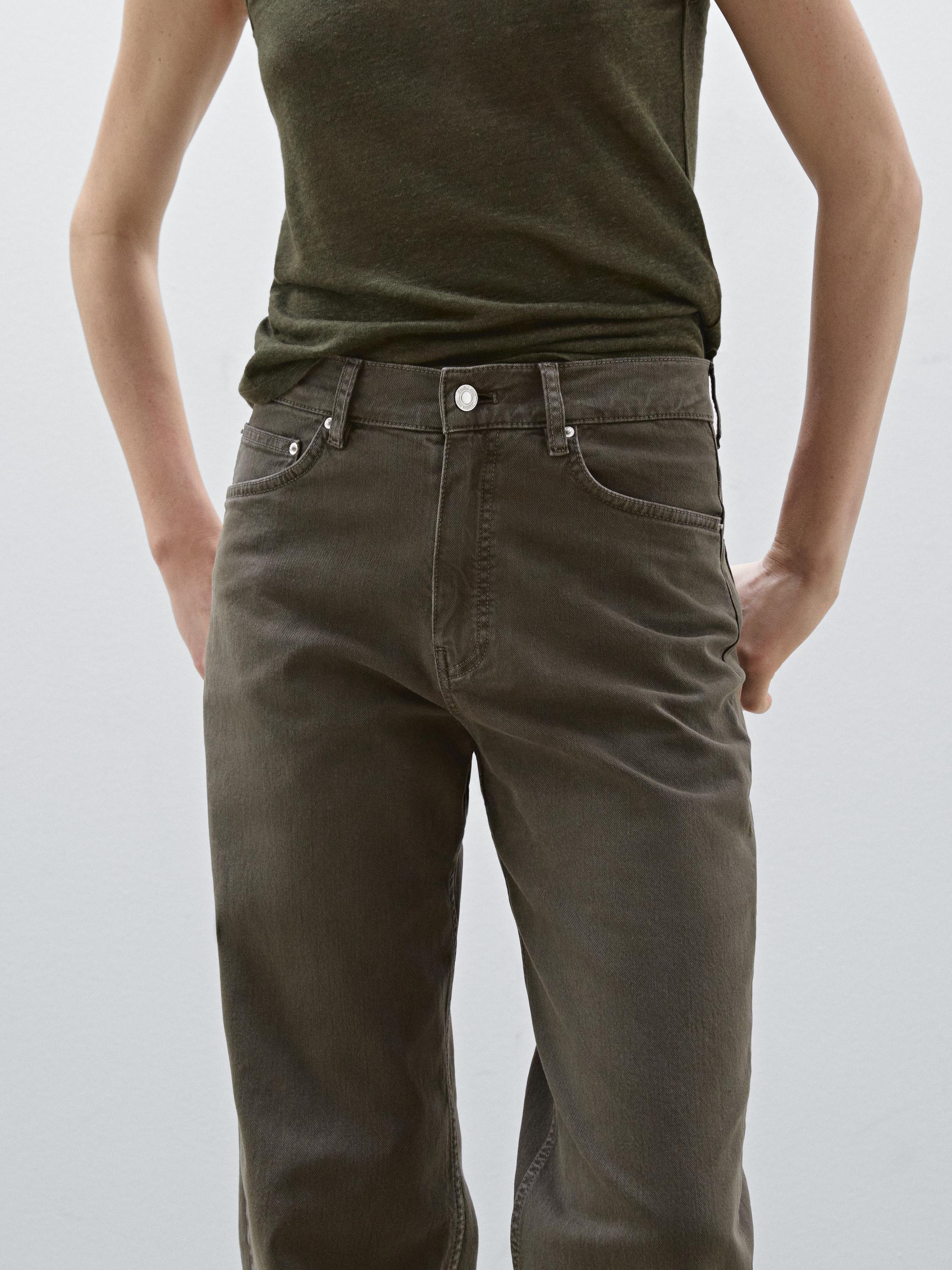 Mid-rise straight-leg jeans