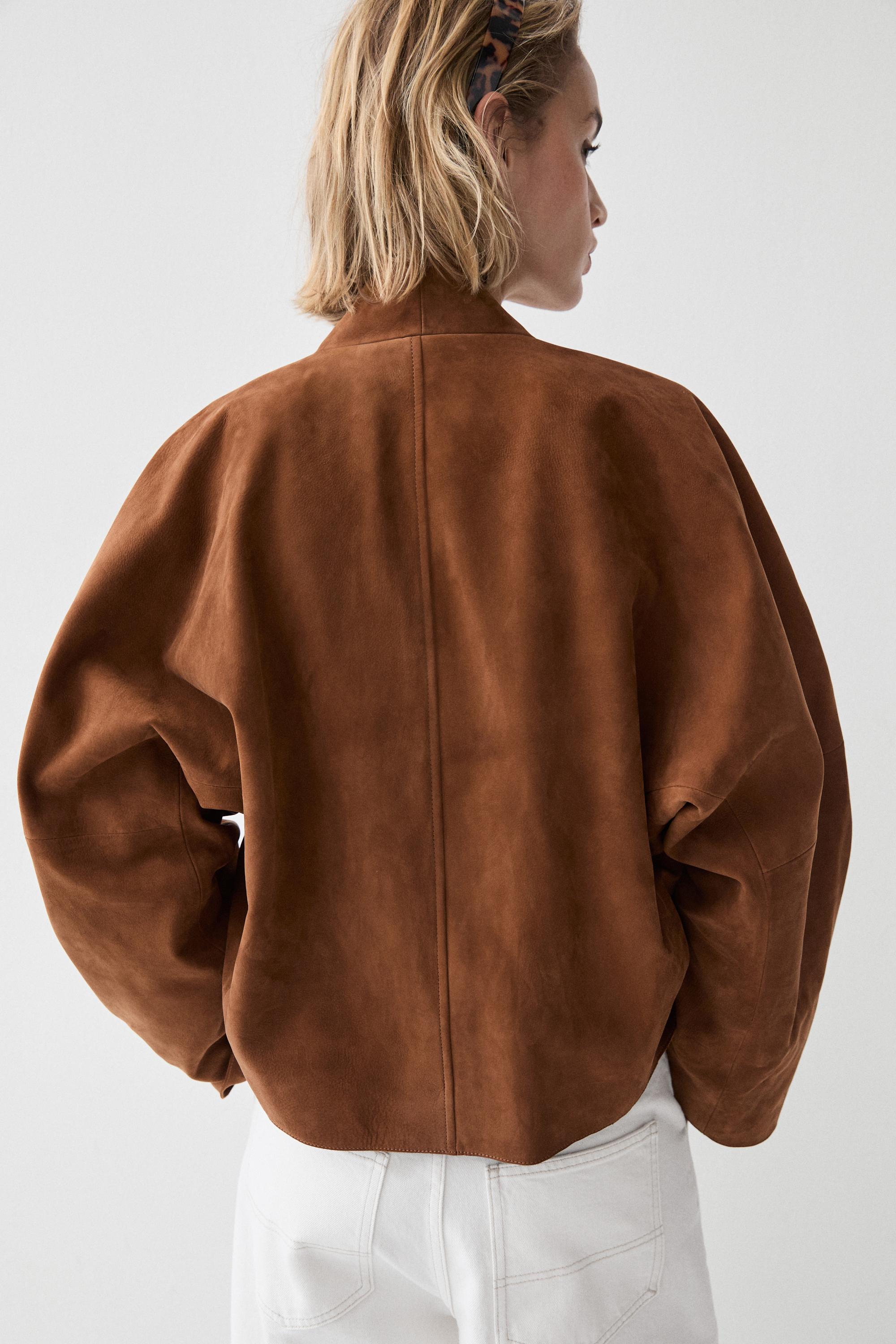 Suede V-neck balloon jacket — CAMEL