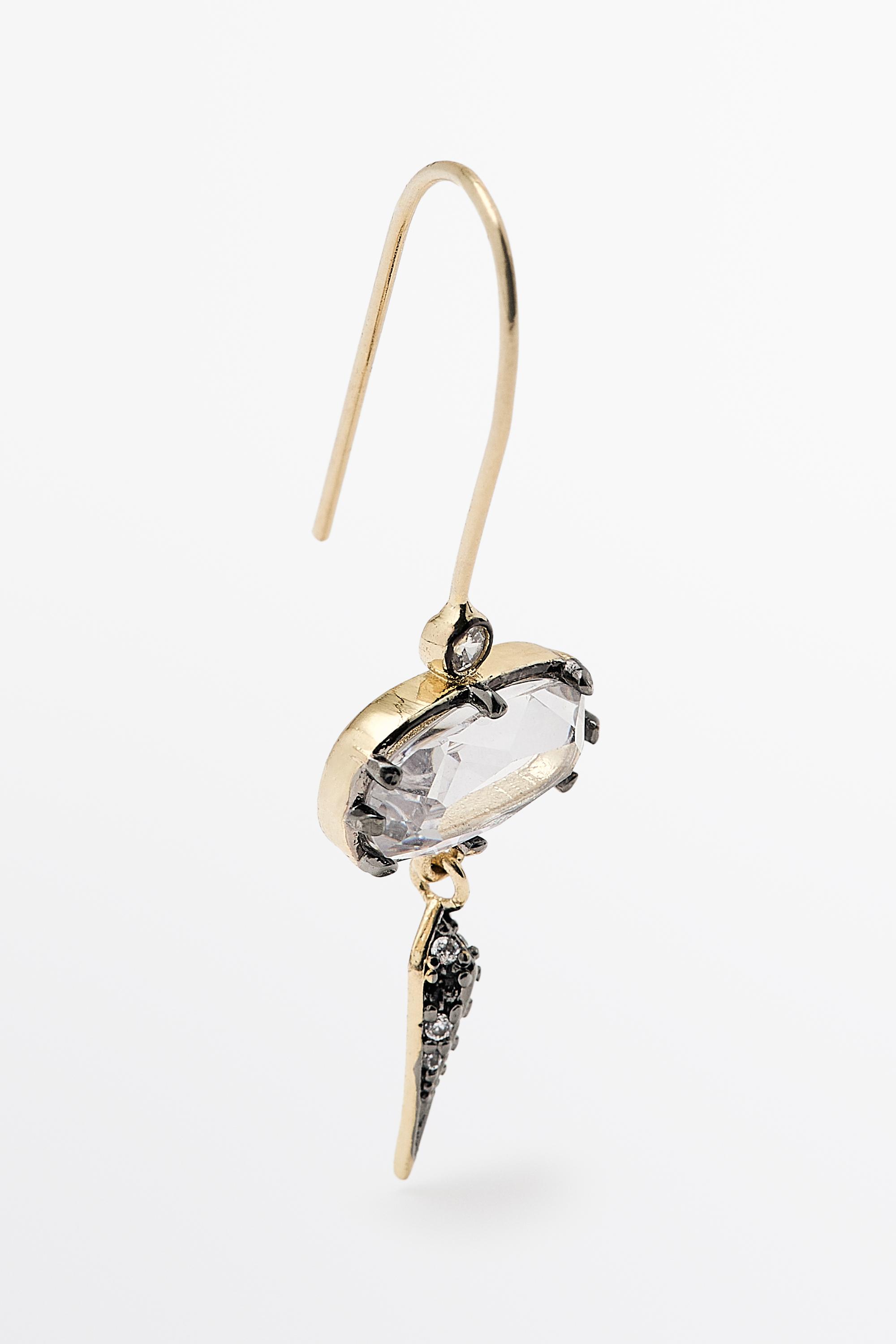 Antique-style earrings — GOLDEN