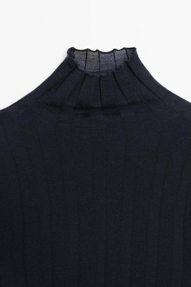 Ribbed high neck knit sweater — NAVY BLUE 4