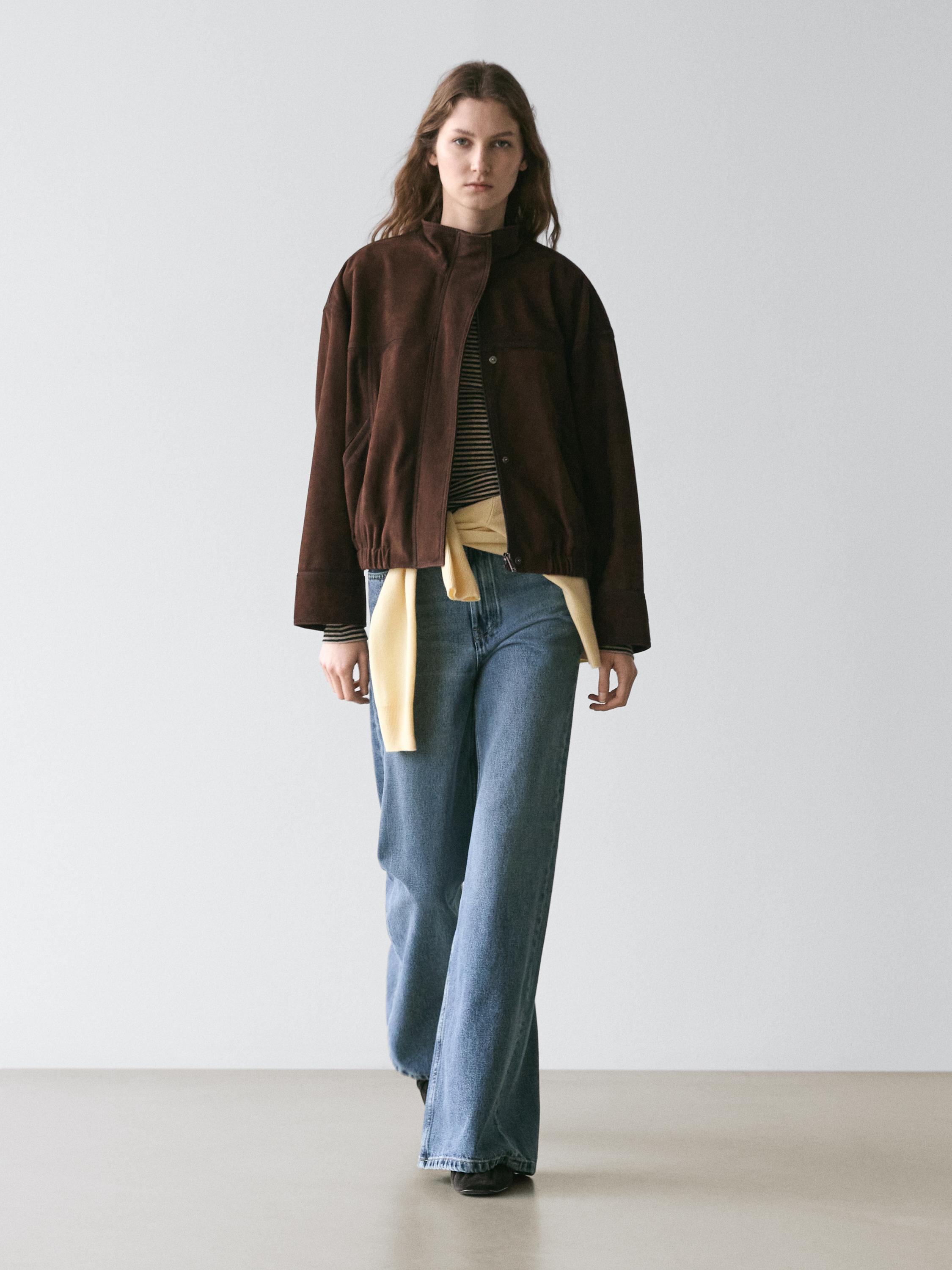 Jeans flare fit tiro medio