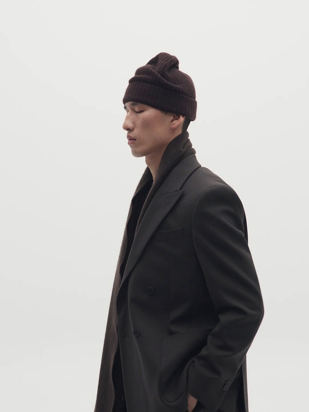 Ribbed 100% cashmere beanie