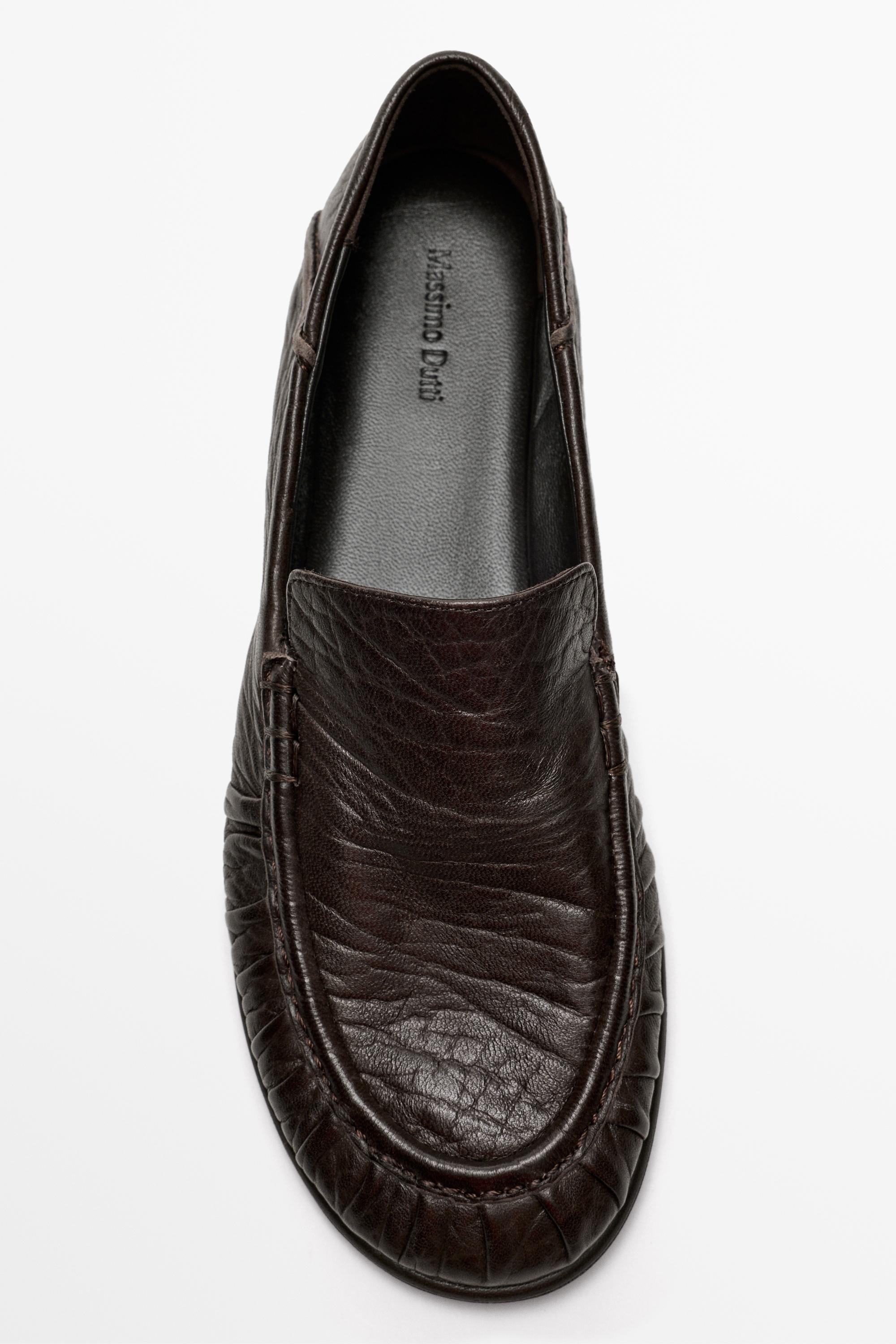 Milled leather loafer — BROWN