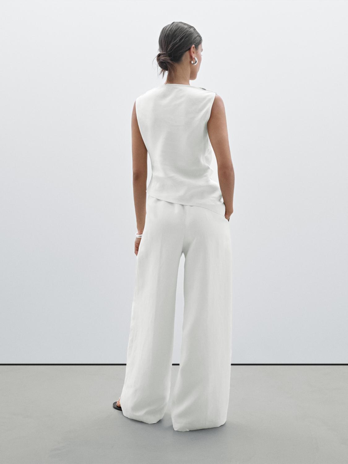 Straight-leg flowing trousers with darts
