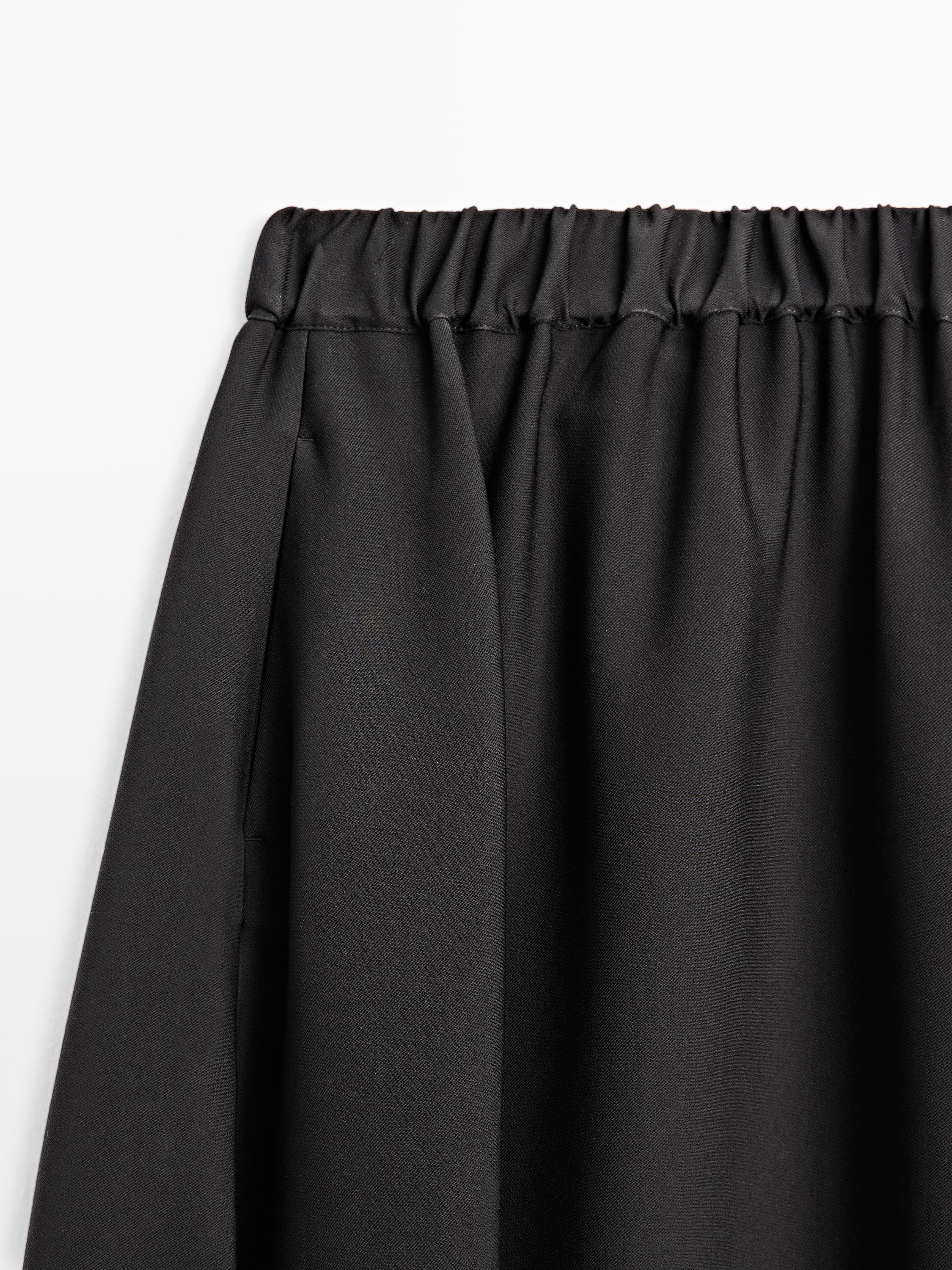 Ausgestellter Midirock mit Stretchbund