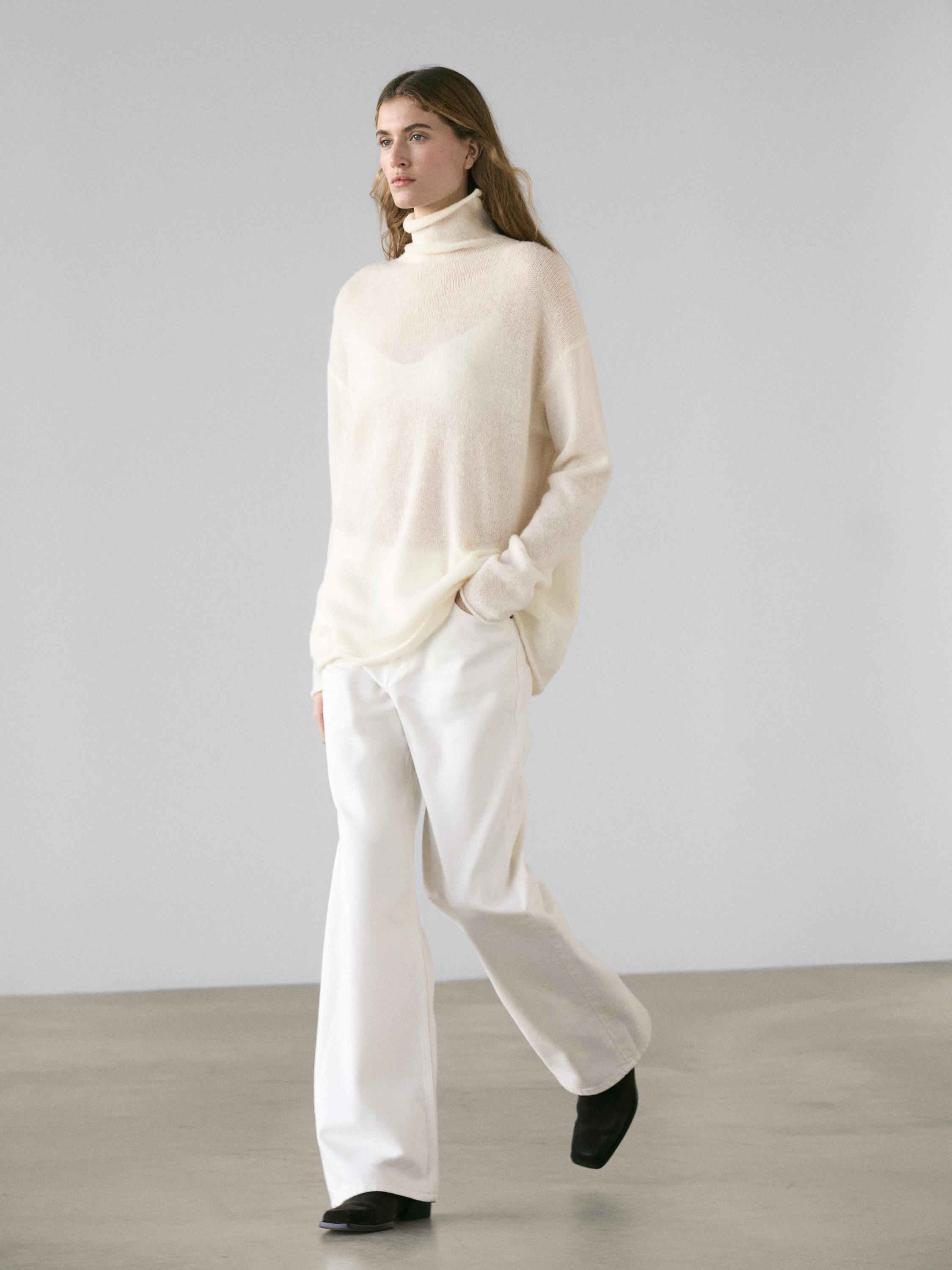100% wool high neck knit sweater — Off white