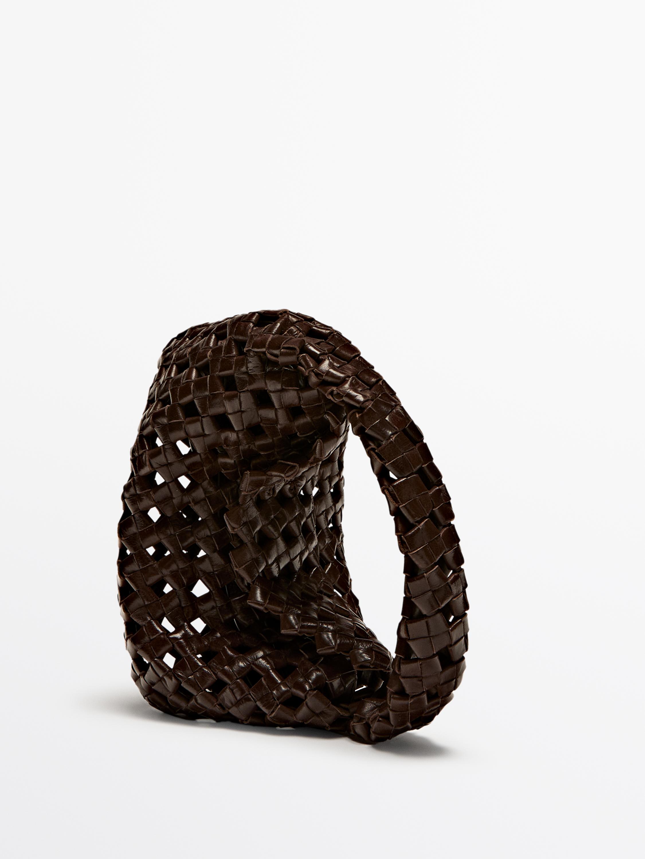 Majhna pletena torba iz napa usnja