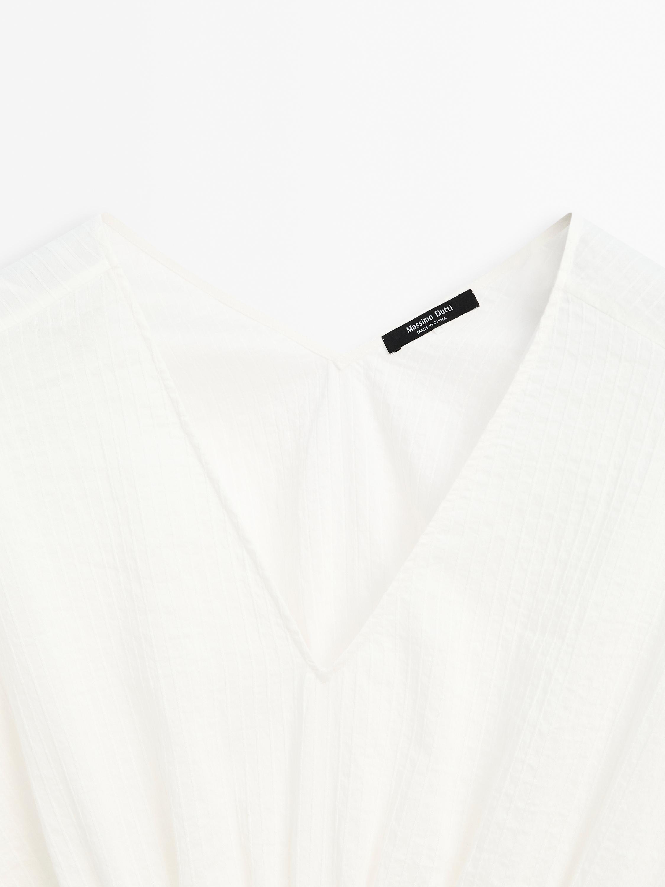 Cotton blend shirt with gathered detail