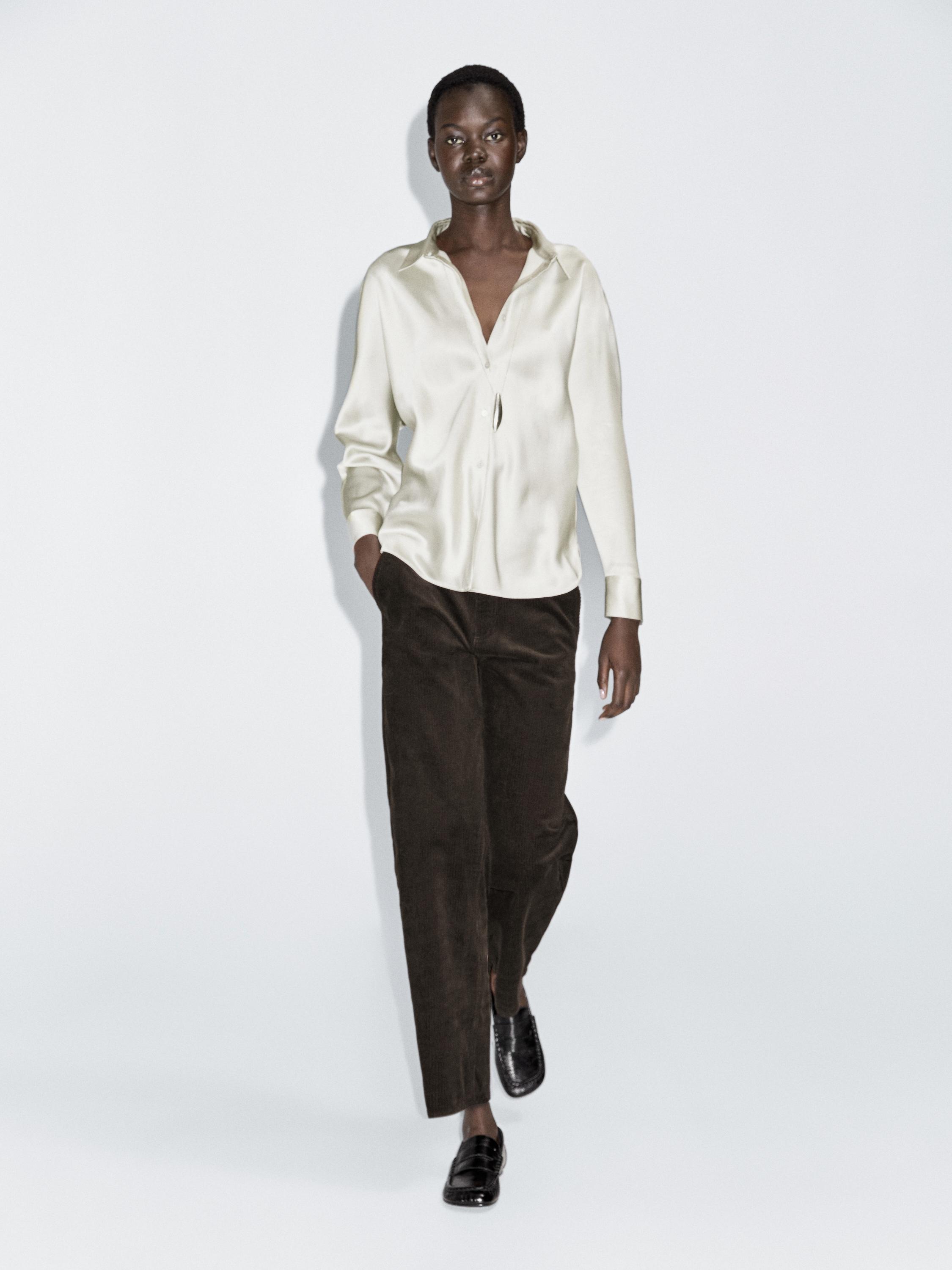 Camisa satinada manga murciélago