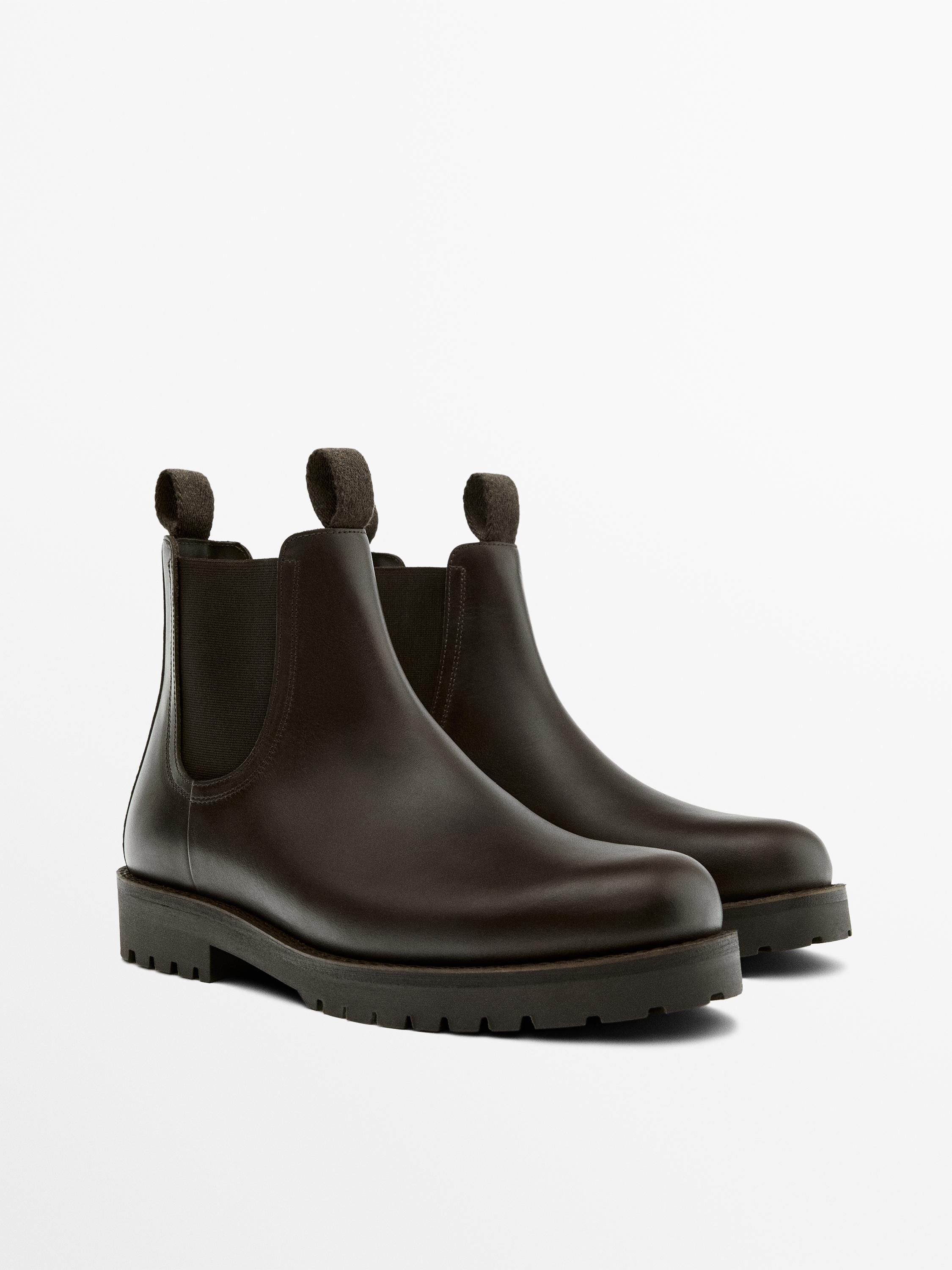 Split leather Chelsea boots