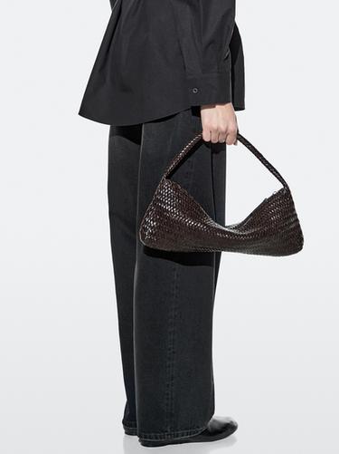 Nappa leather woven croissant bag — BROWN 3