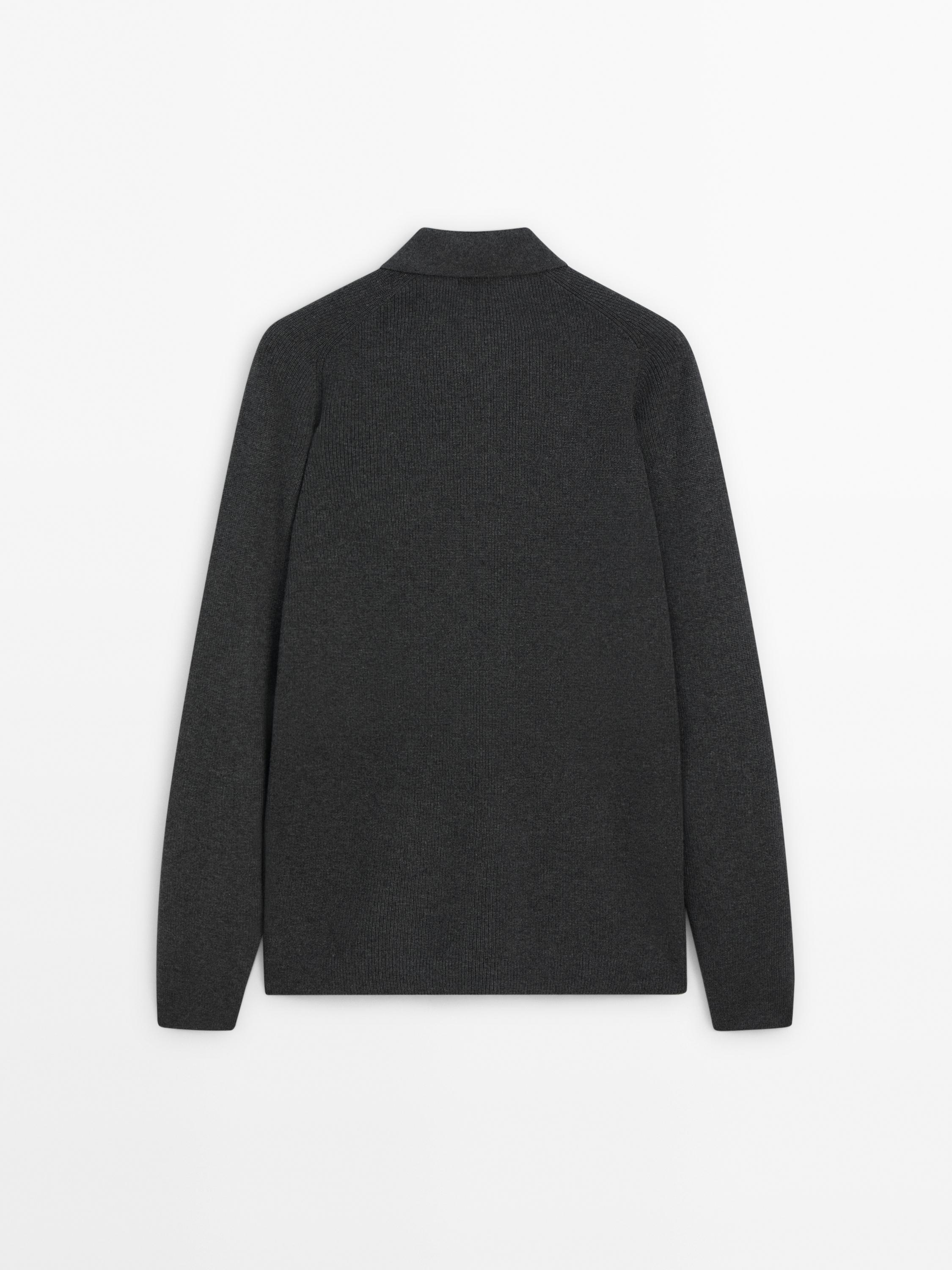Ribbed knit polo collar sweater
