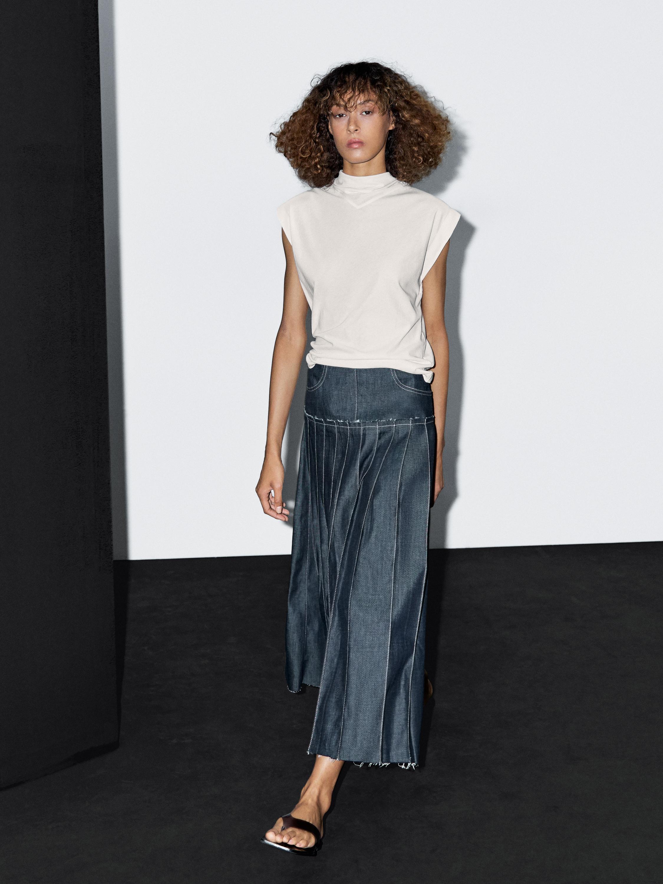 Džínová midi sukně se sklady