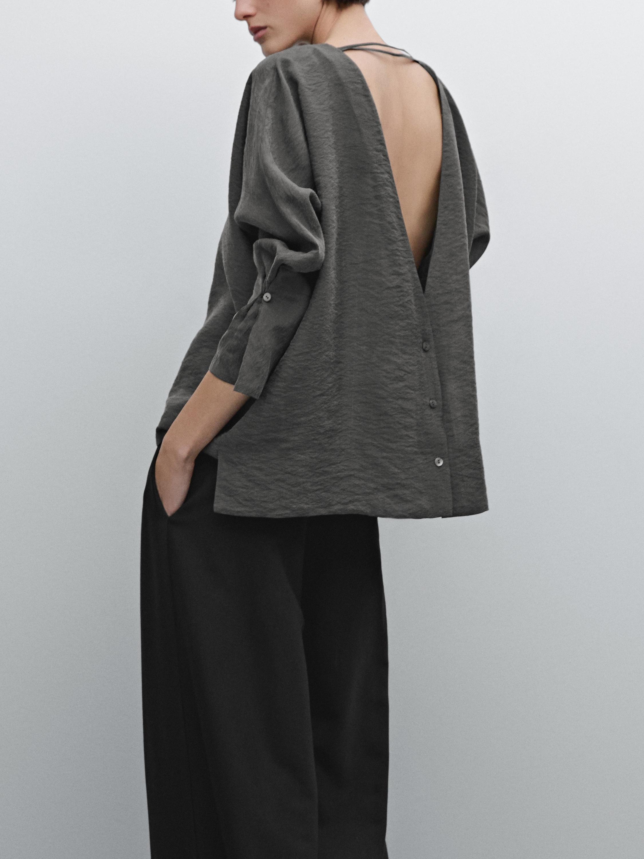 Flowing blouse with pleated cuff detail - Studio
