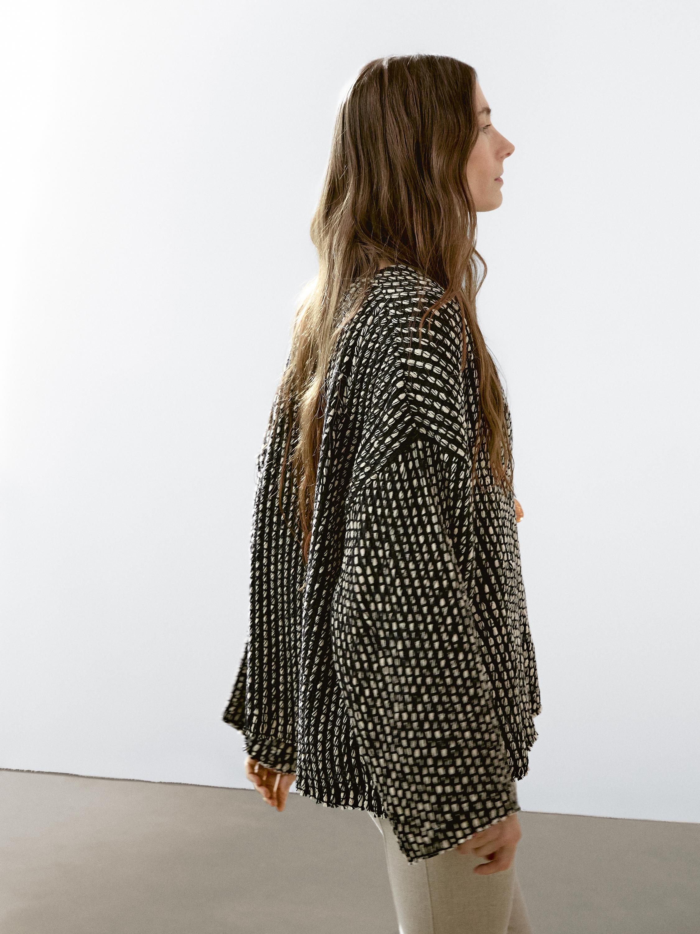 100% cotton embroidered kimono