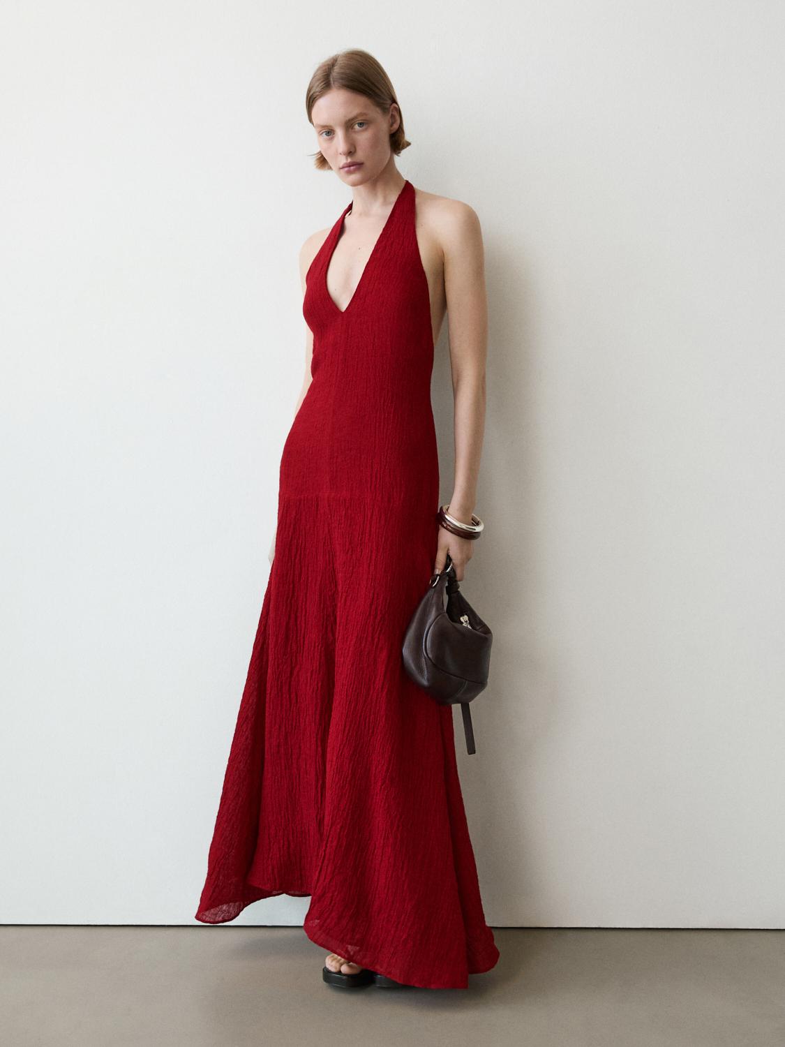 Long 100% linen dress with neckline detail — RED