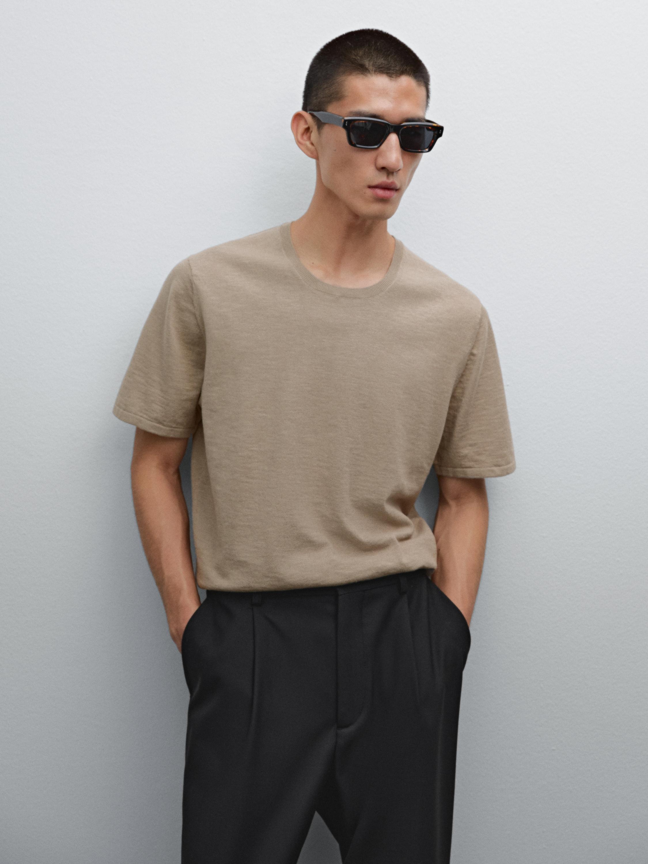 سويتر محاك من القطن المخلوط بأكمام قصيرة