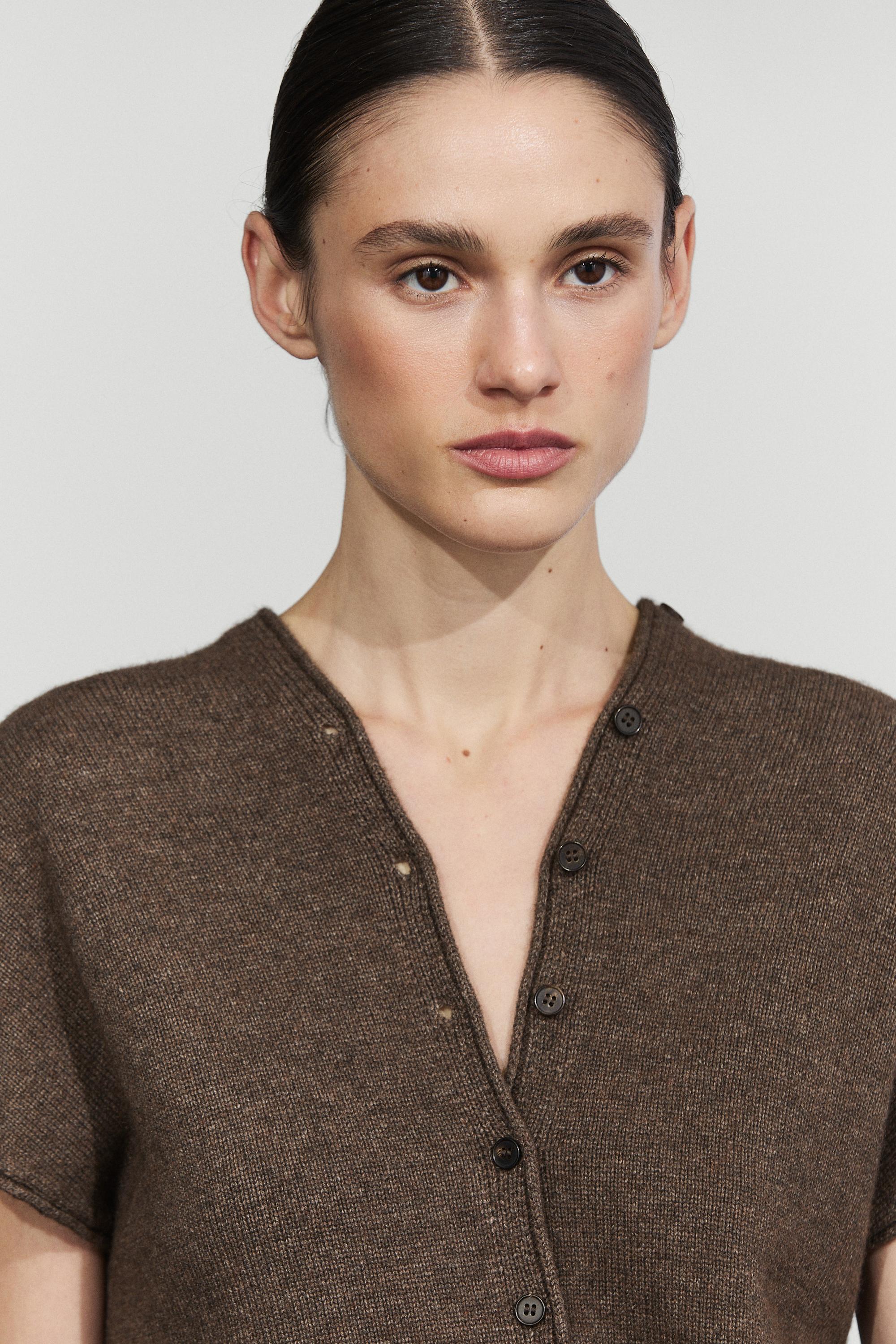 Wool blend V-neck knit vest — MOLE BROWN
