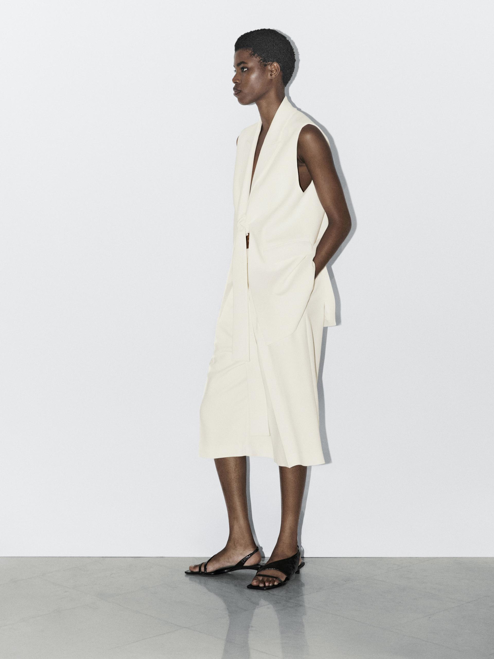 Eleganckie Bermudy Z Zakładkami - Studio - Surowy - 42 - Massimo Dutti - Kobieta