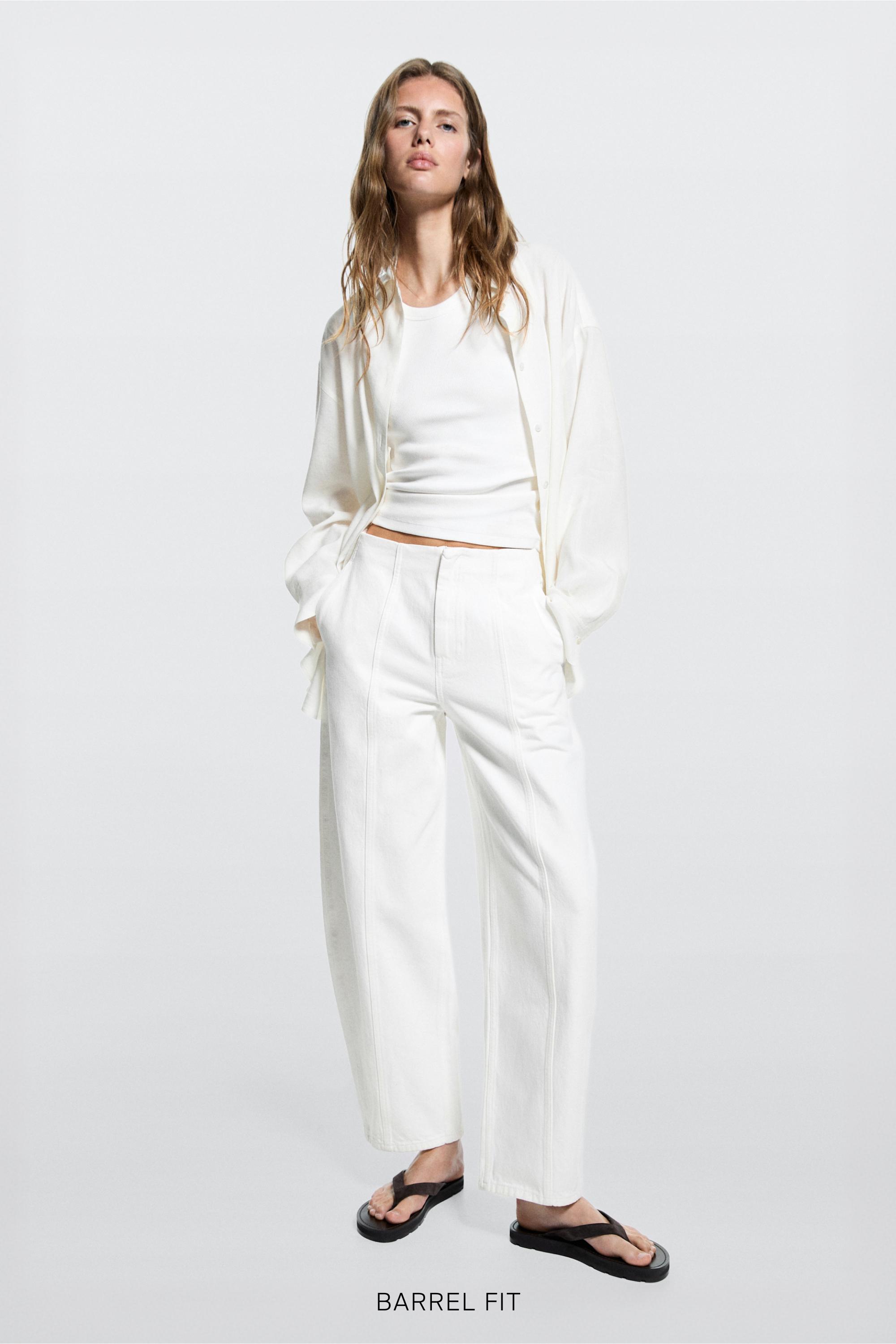 Barrel fit jeans with seam details — Off white