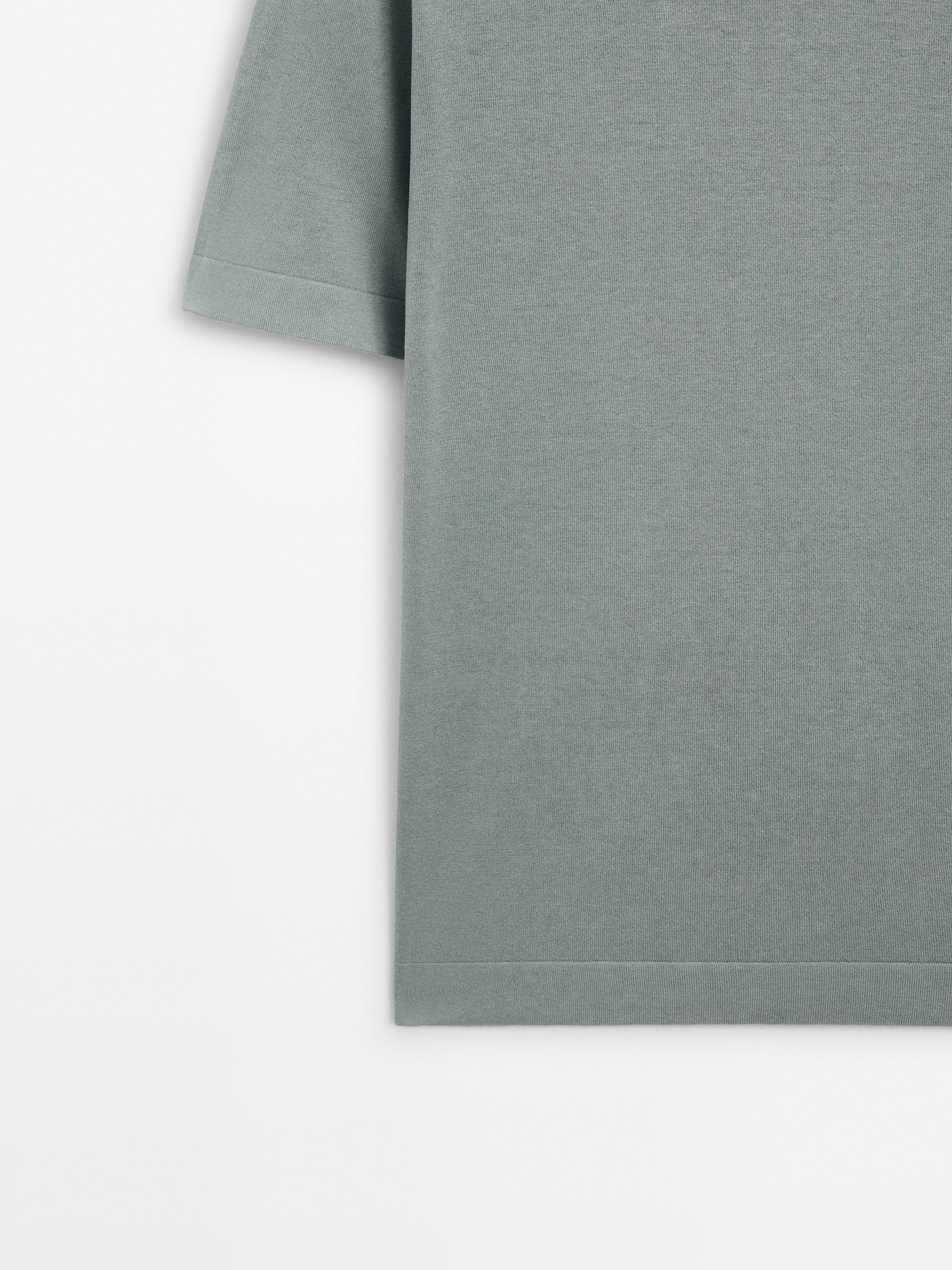 T-shirt en maille à manches courtes et col rond