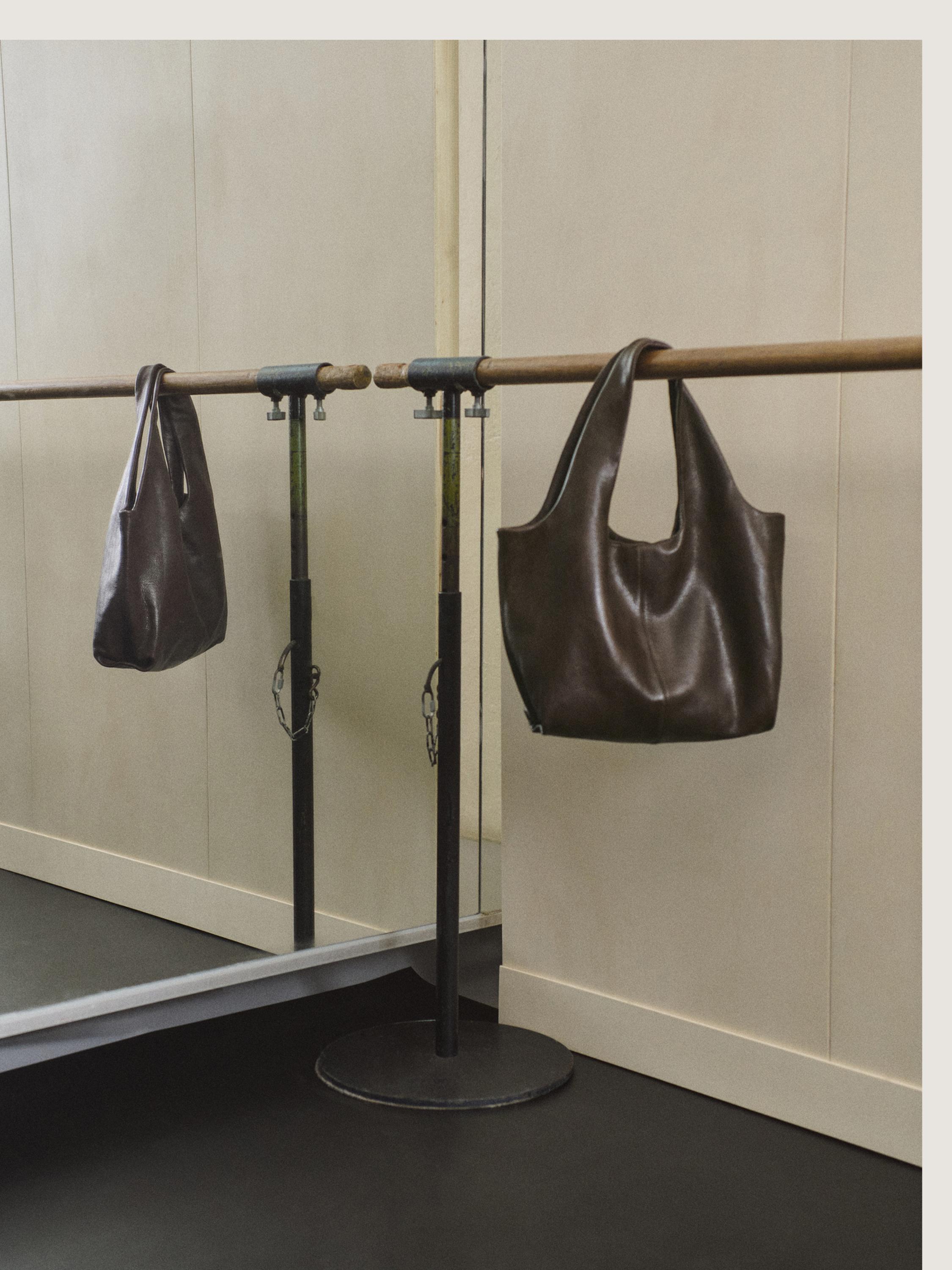 Medium nappa leather bag — BROWN