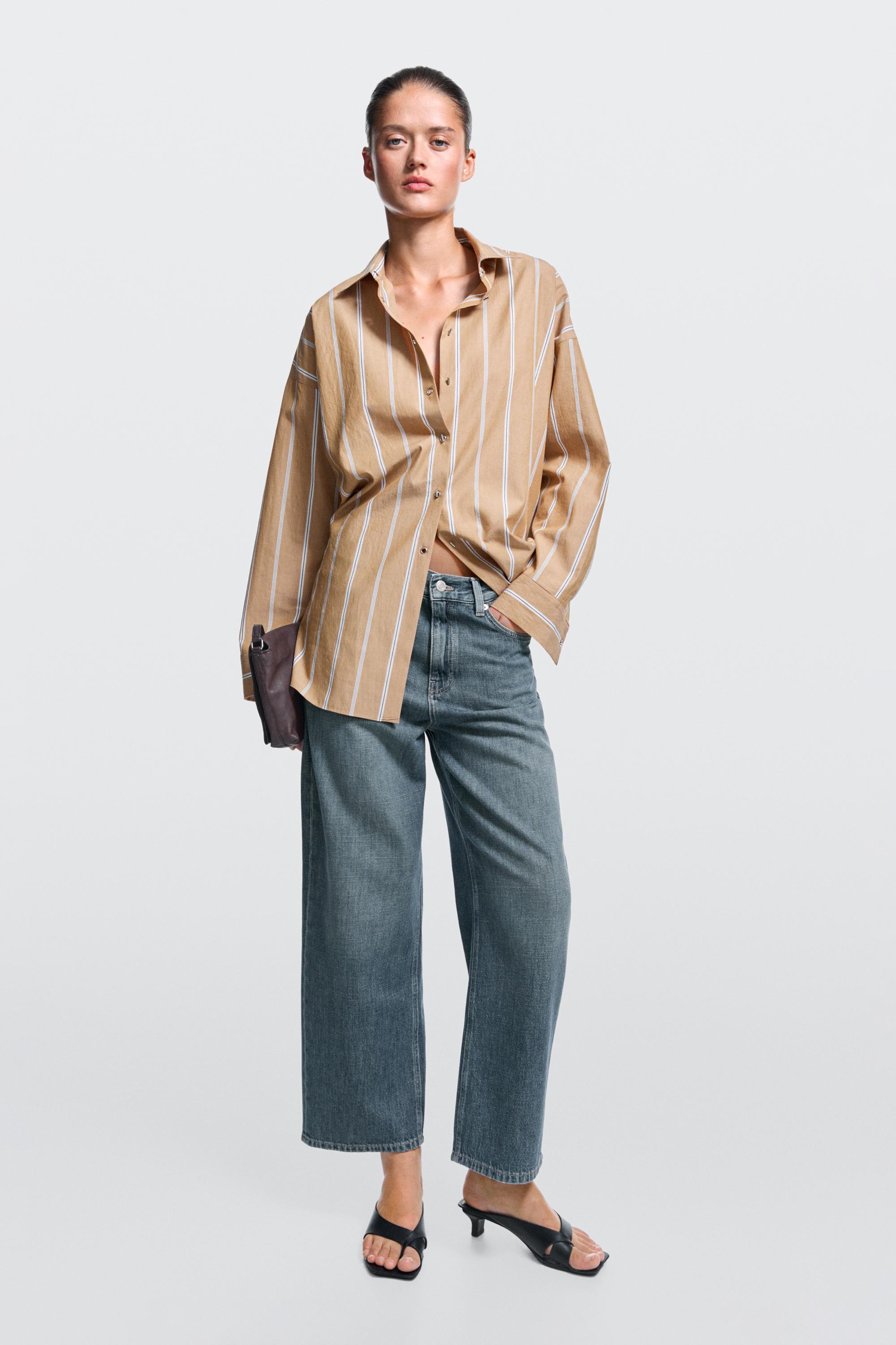 Mid-waist cropped wide-leg jeans