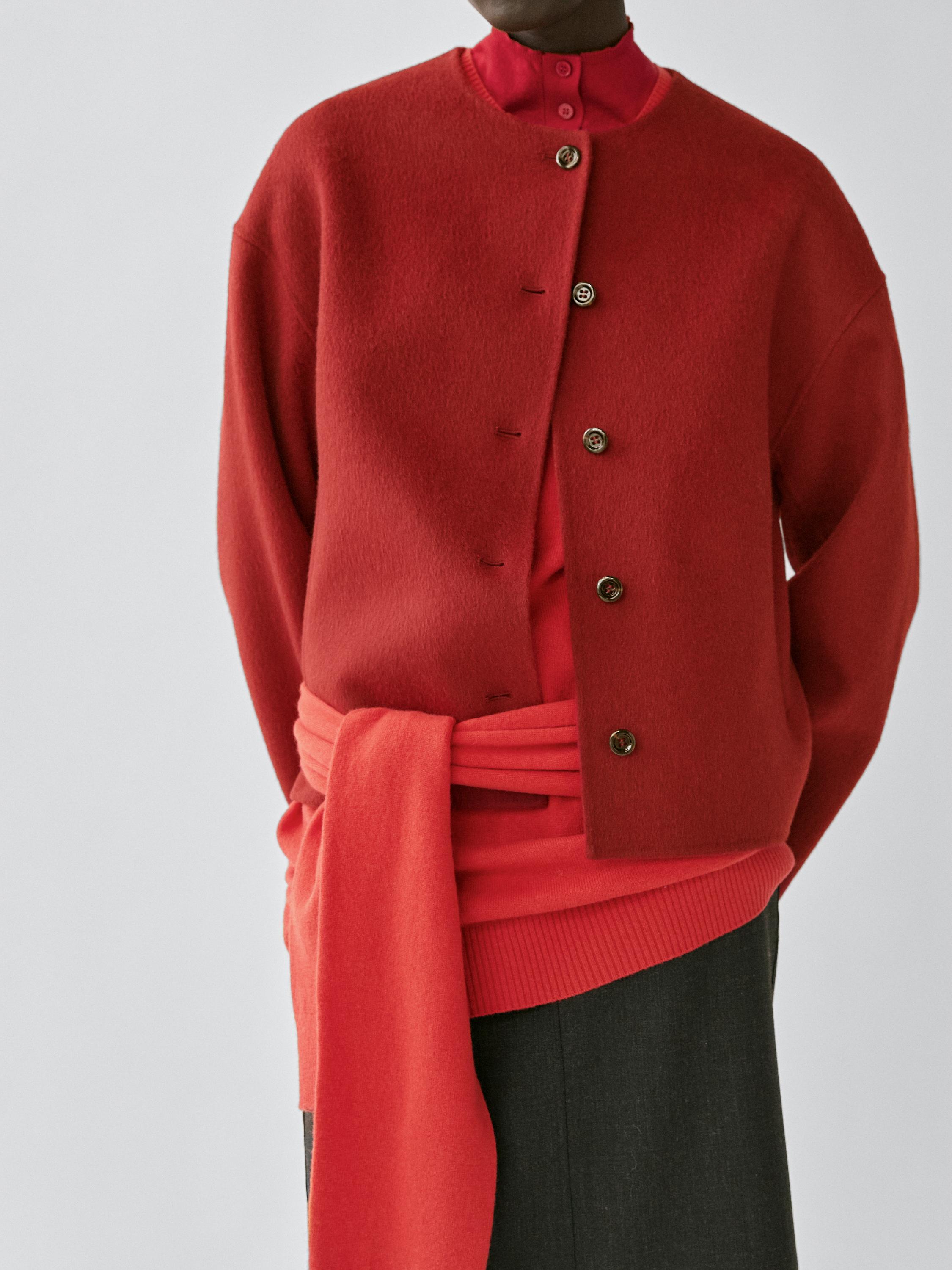 Wool blend jacket with seams — RED