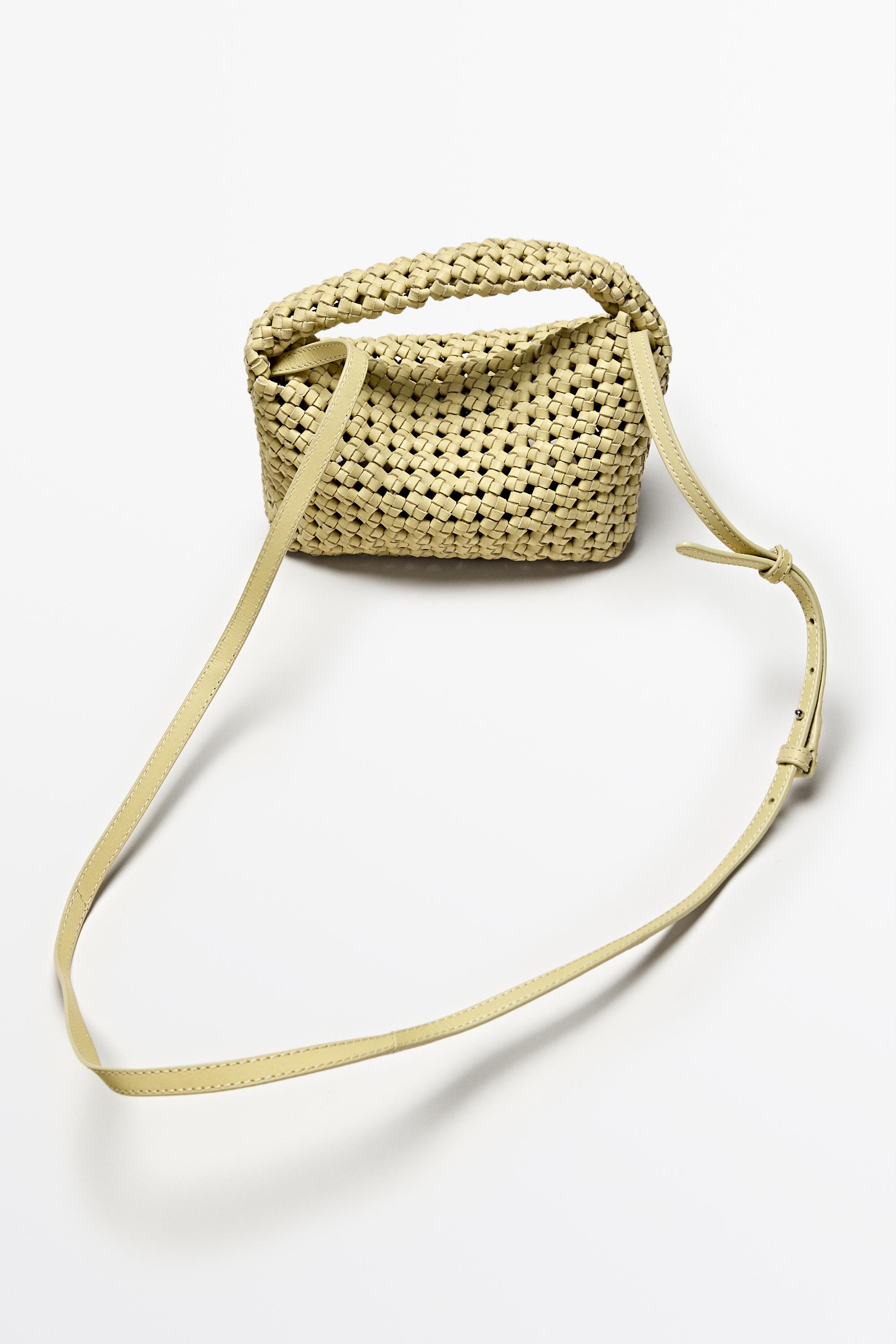 Braided leather mini bag — Vanilla