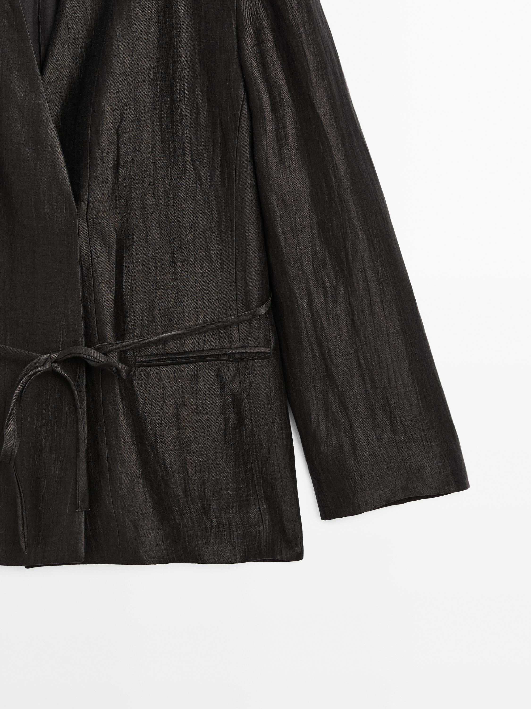 Kimono ze lněné směsi s detailem vázačky