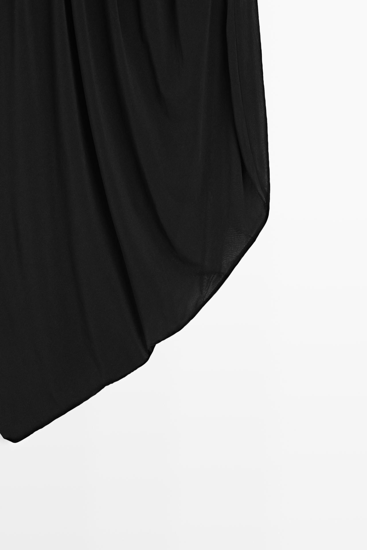 Strapless flowing top — BLACK
