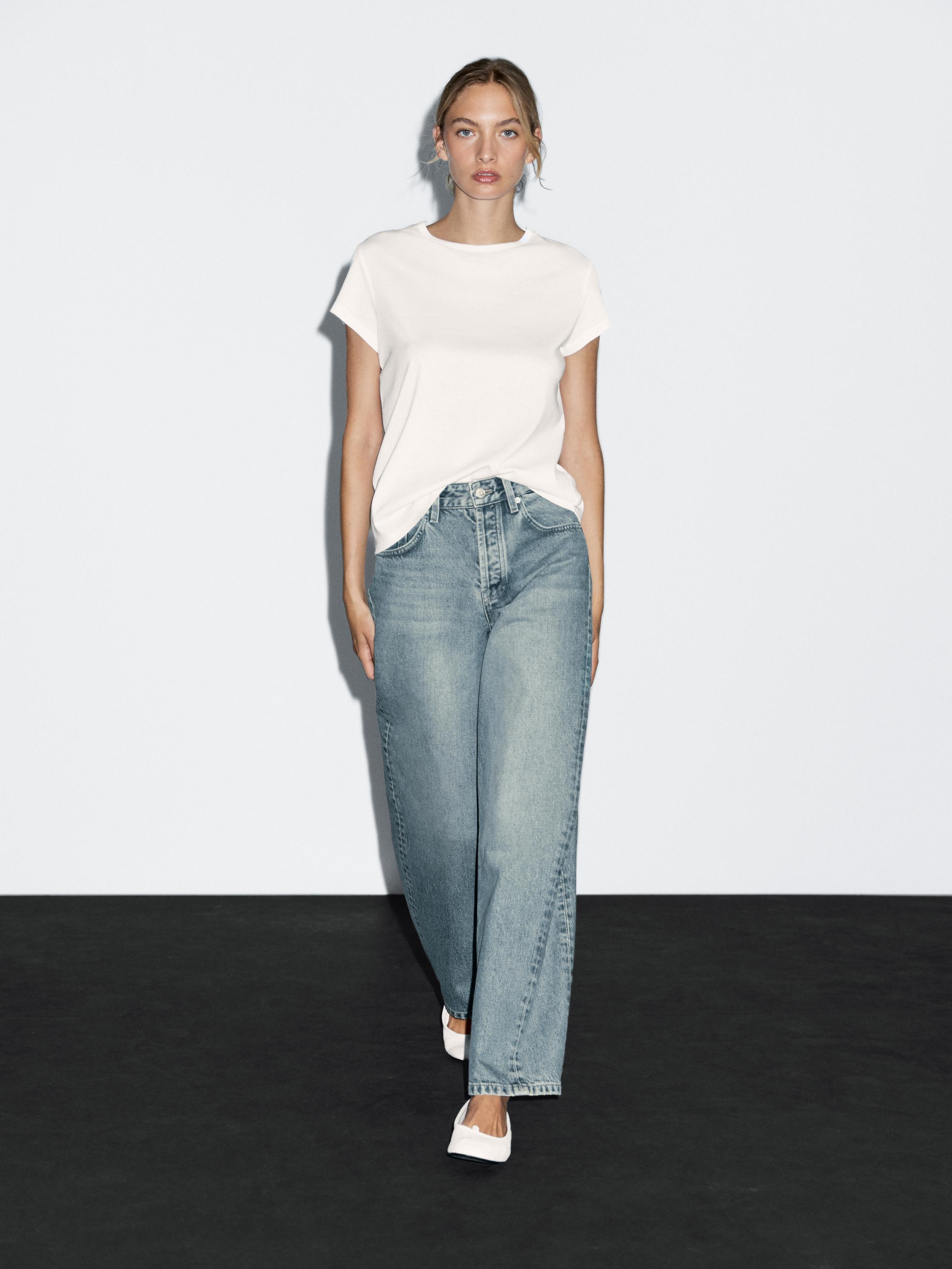 High-waist balloon fit jeans