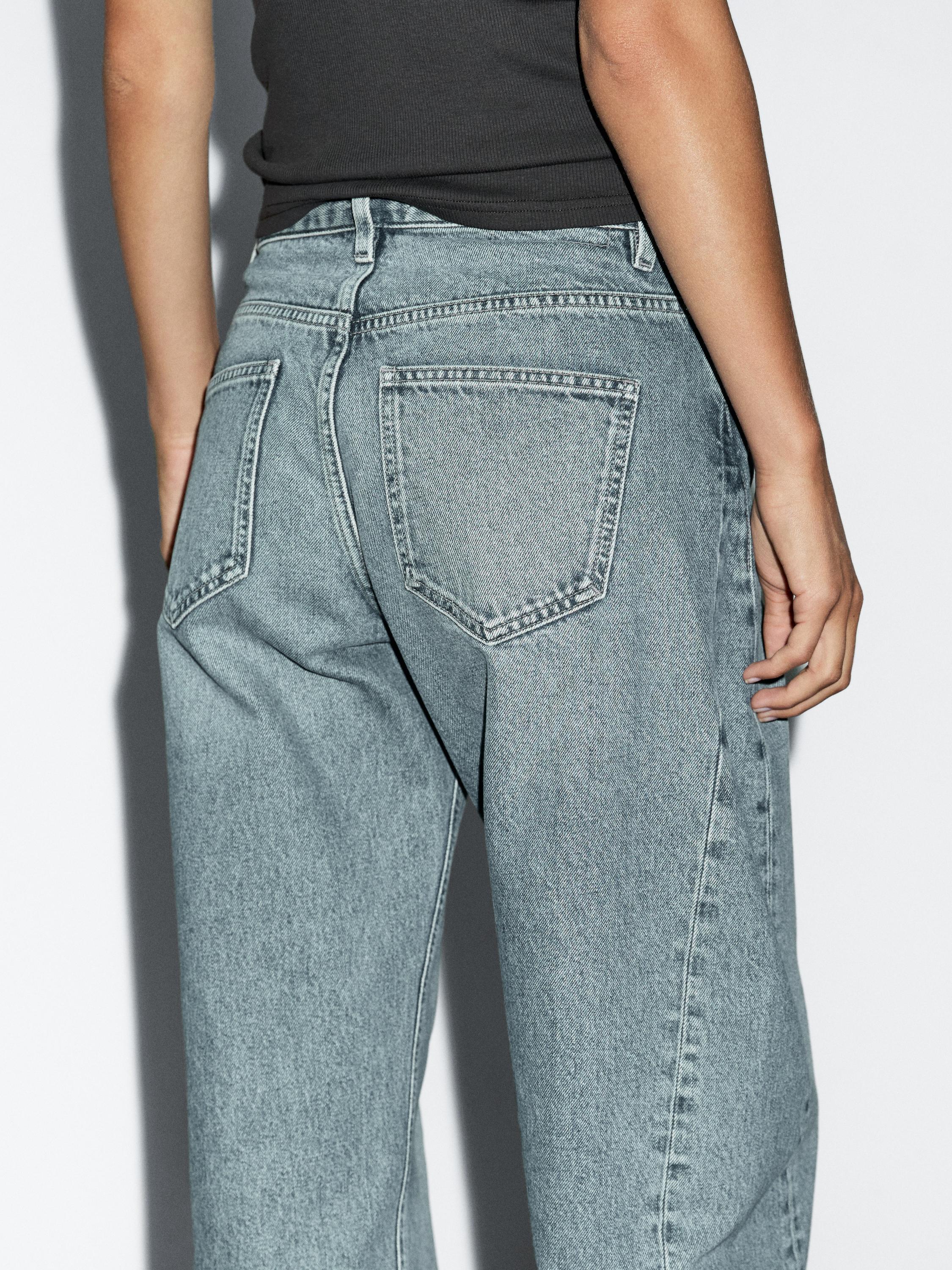 High-waist balloon fit jeans