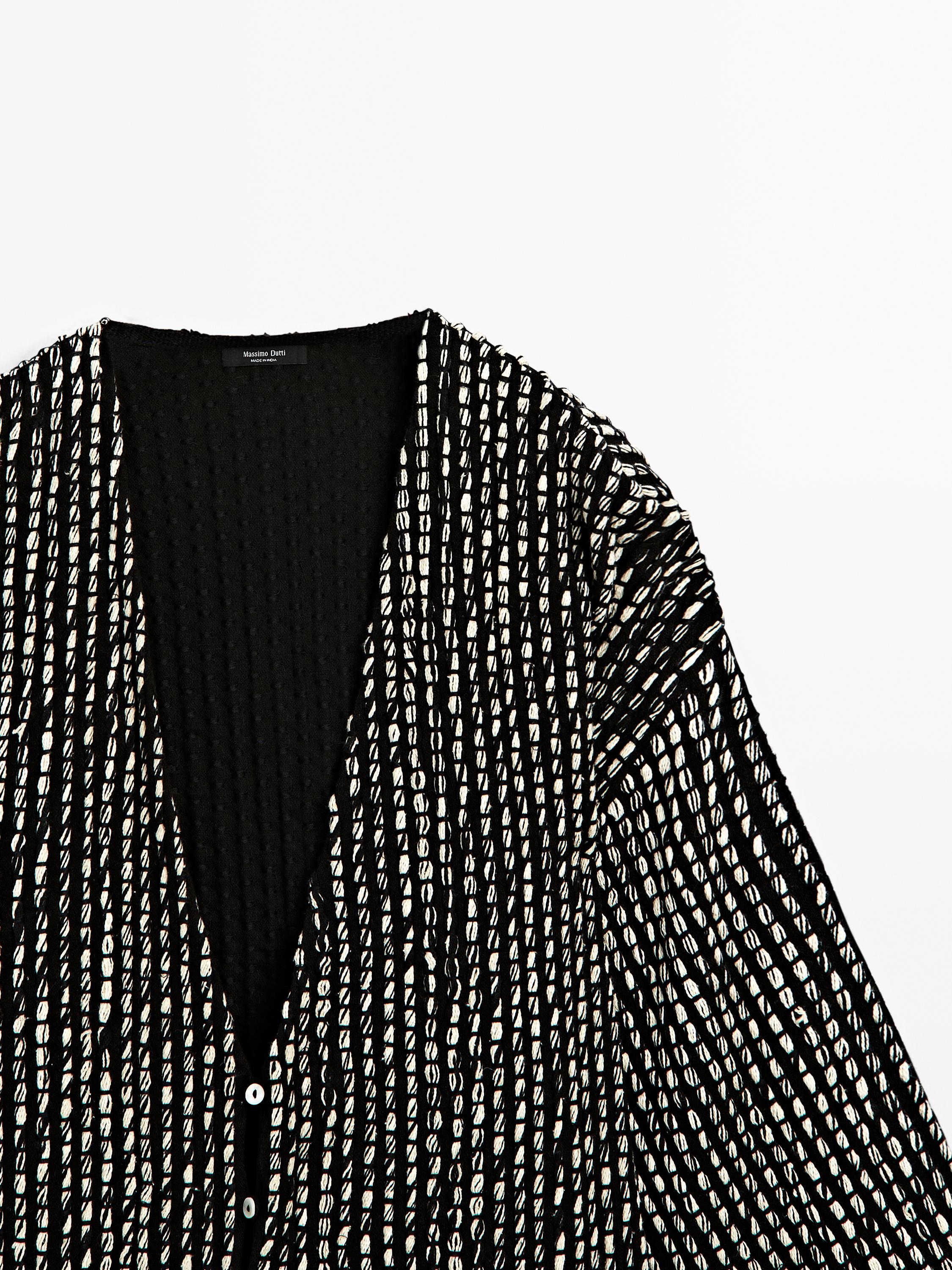 100% cotton embroidered kimono