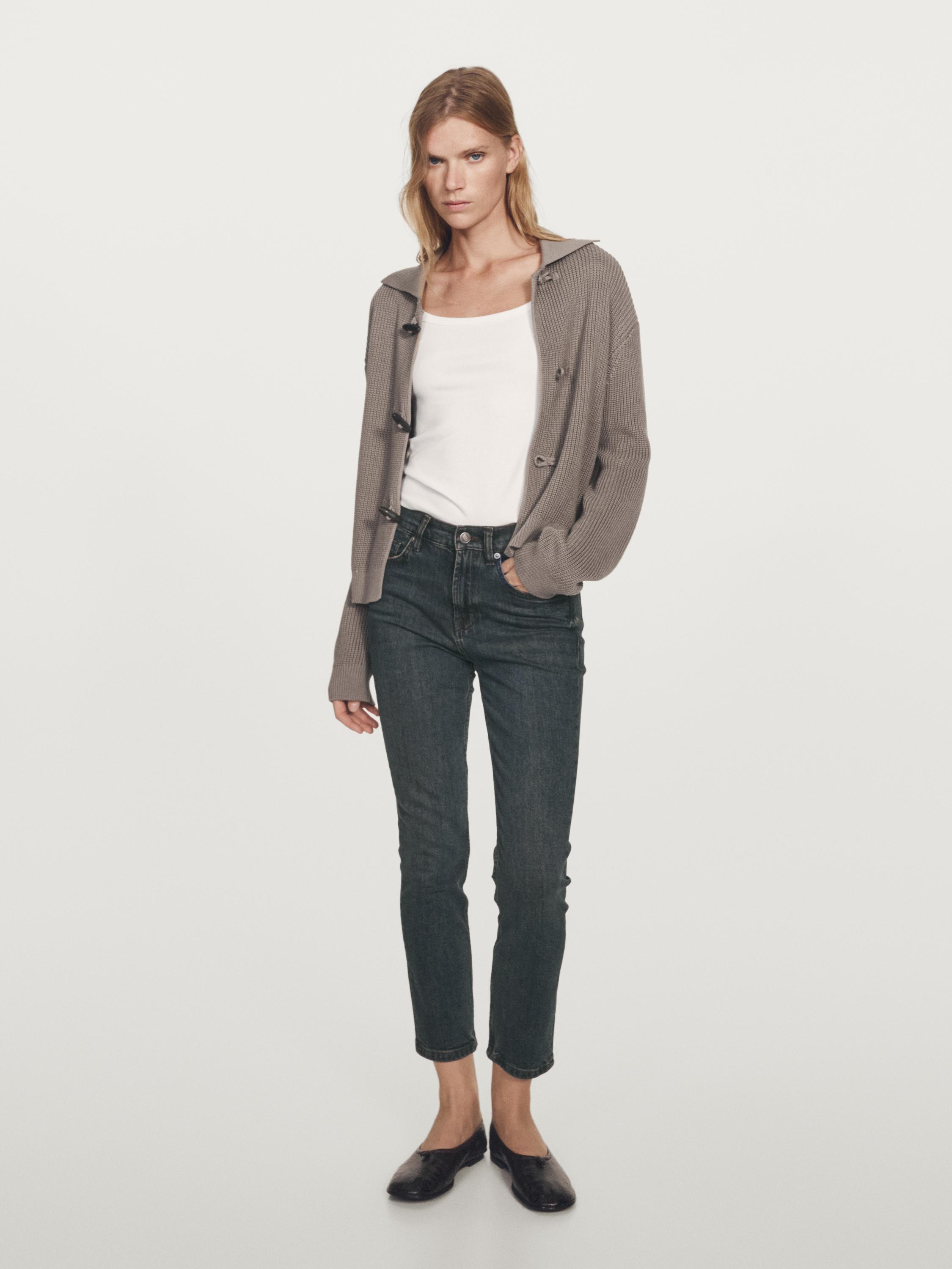 Blugi slim fit cropped cu talie medie