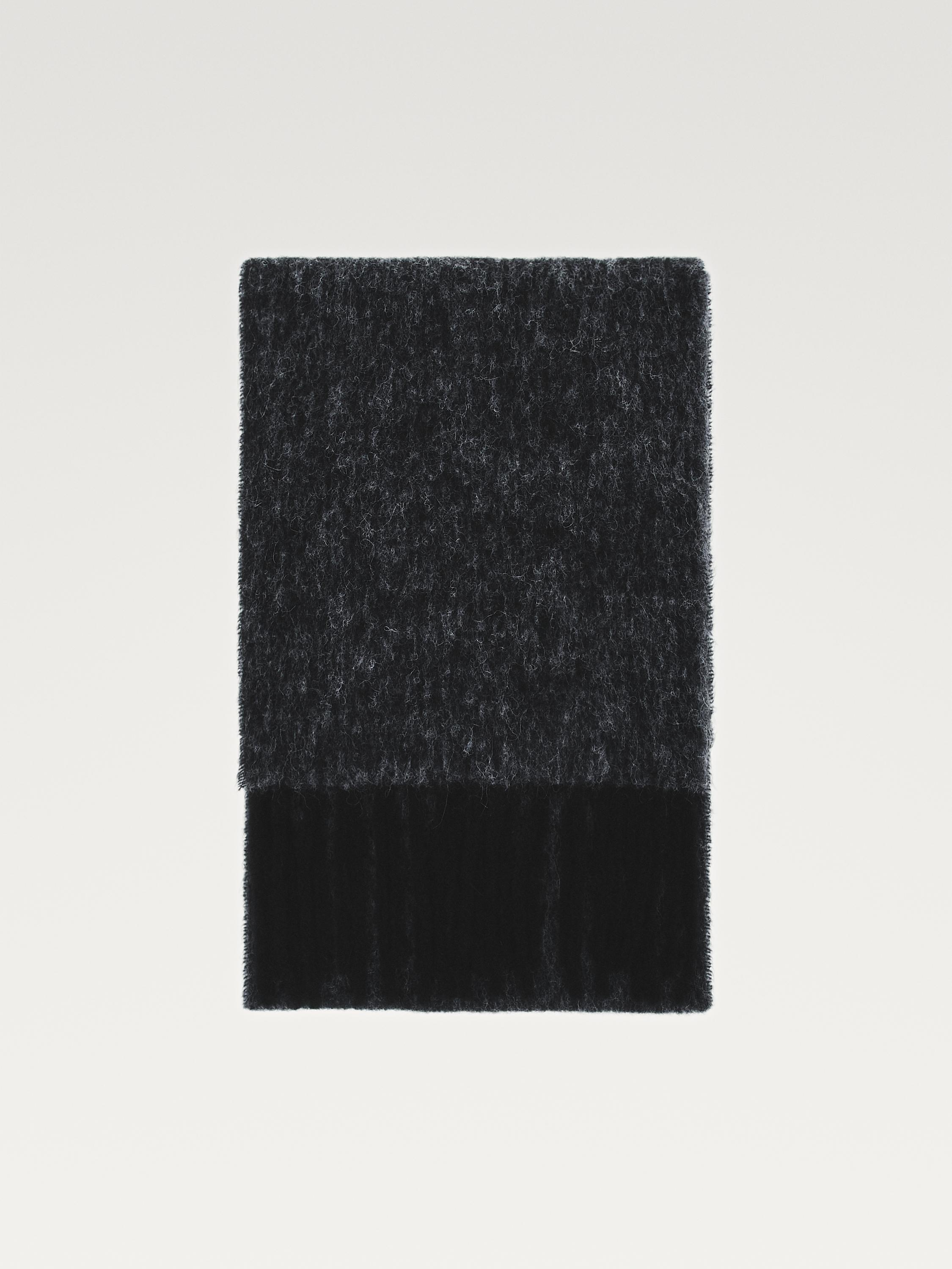 Alpaca blend knit scarf with fringing