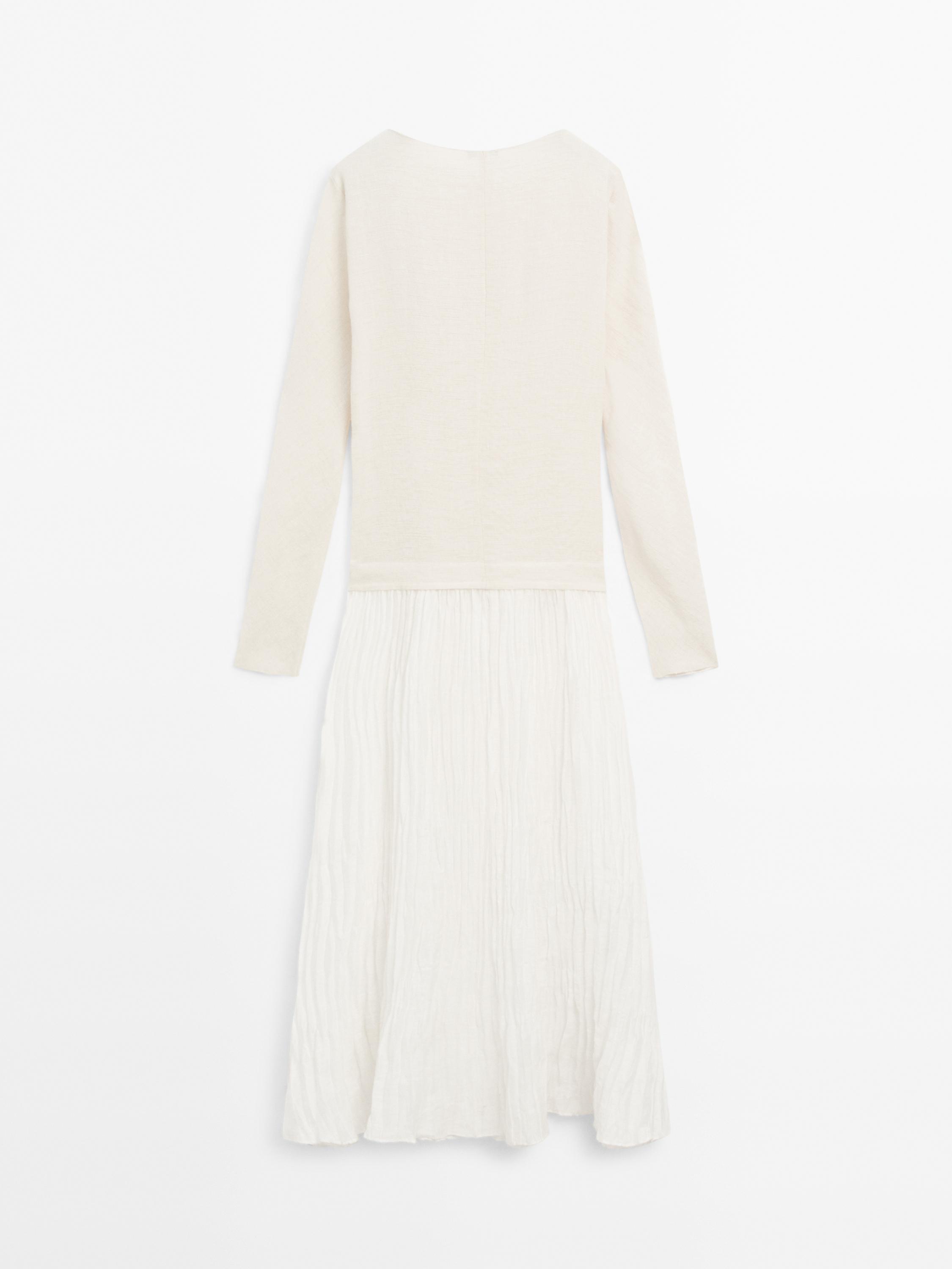 Long contrast pleated dress