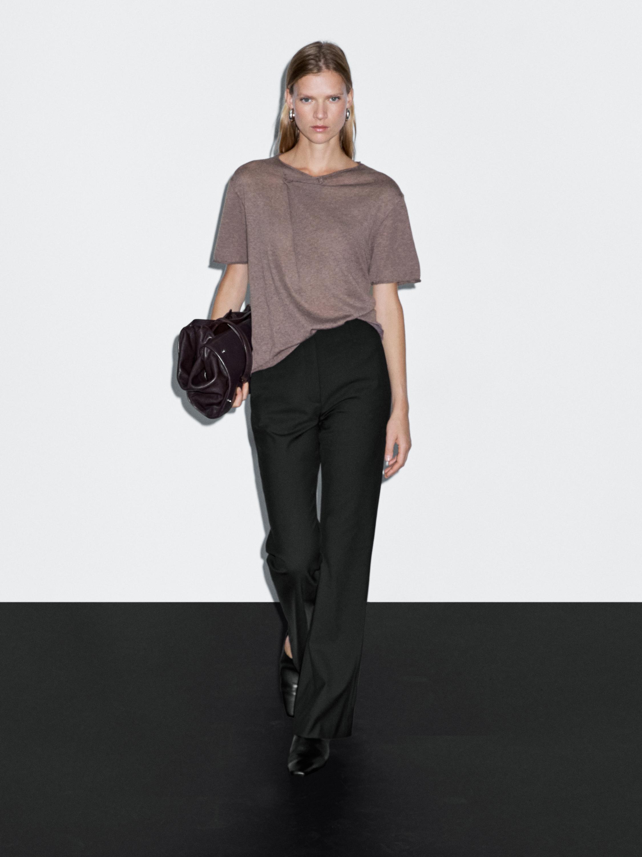 Camiseta manga corta cierre asimétrico