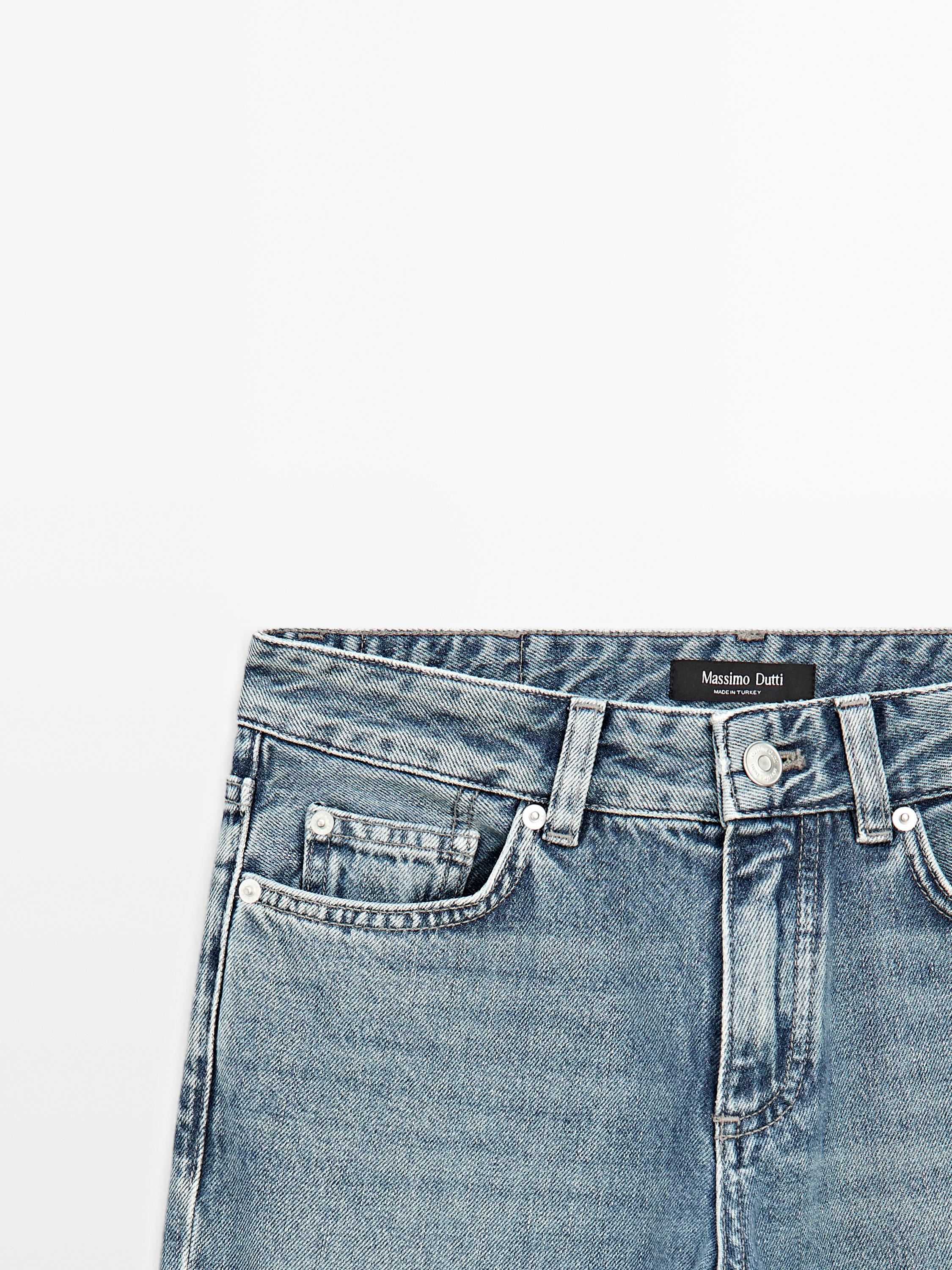 Low-rise straight-leg jeans