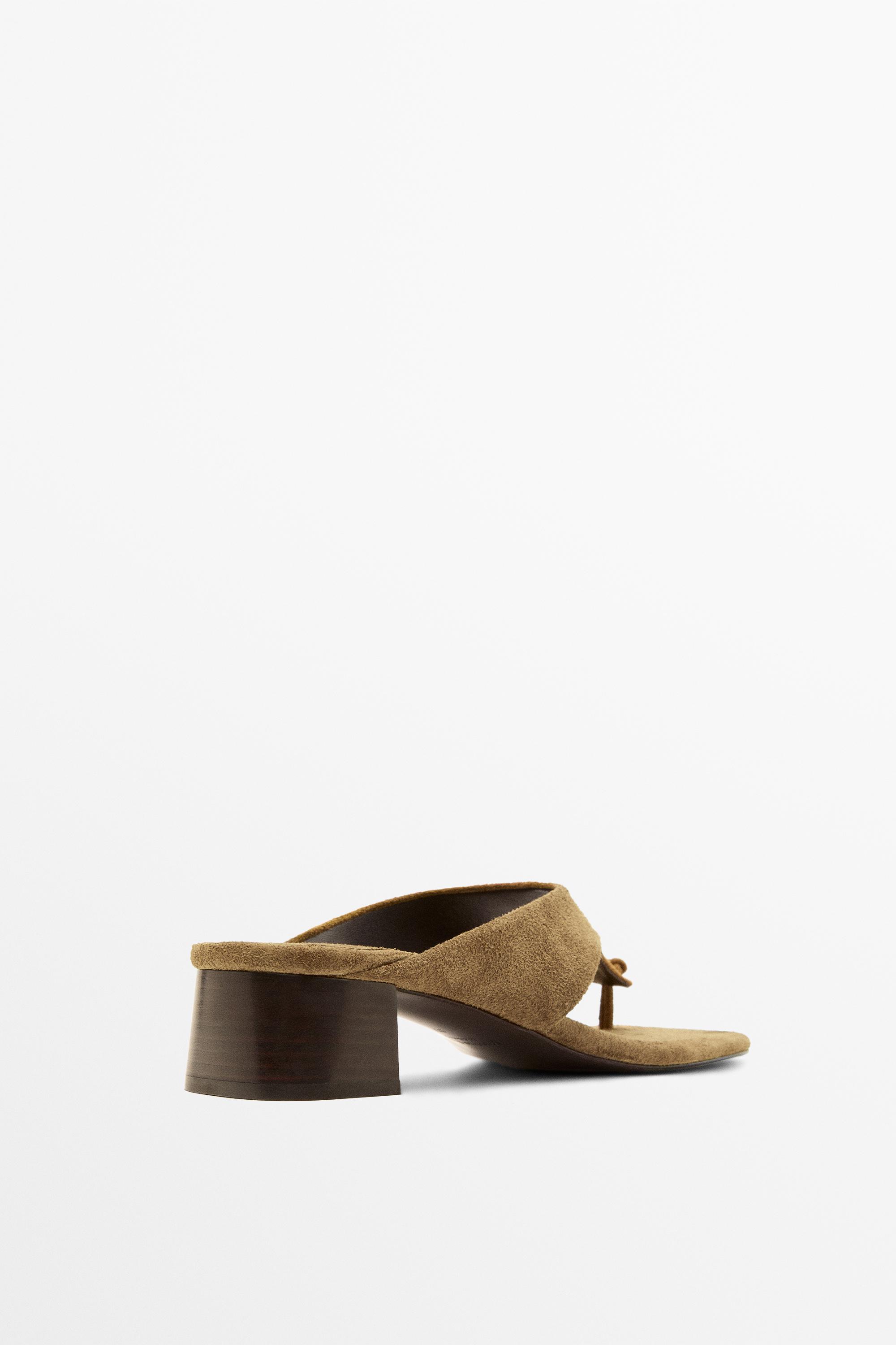 Heeled sandals with knot — CAMEL