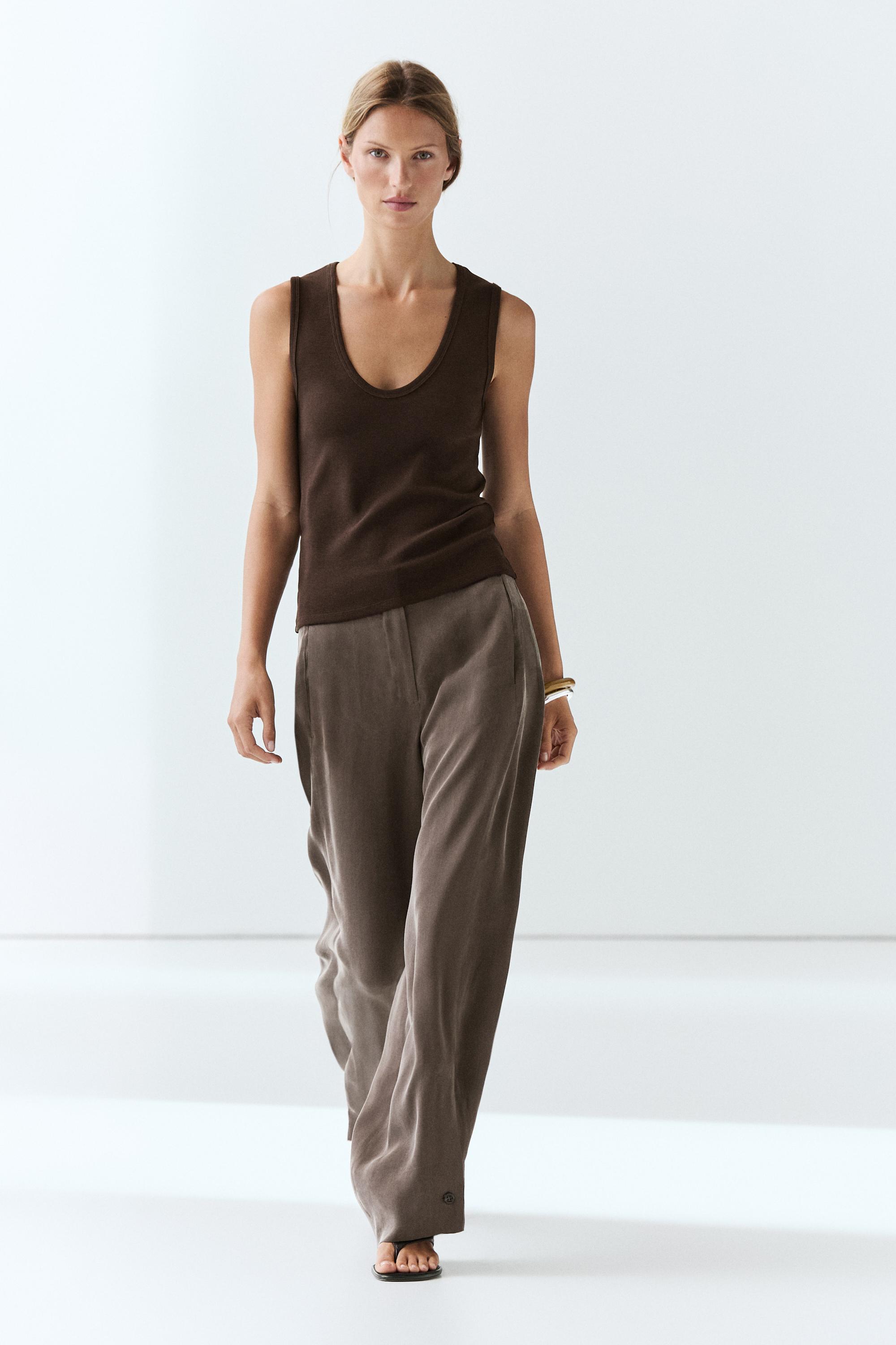 Cotton blend V-neck top — BROWN