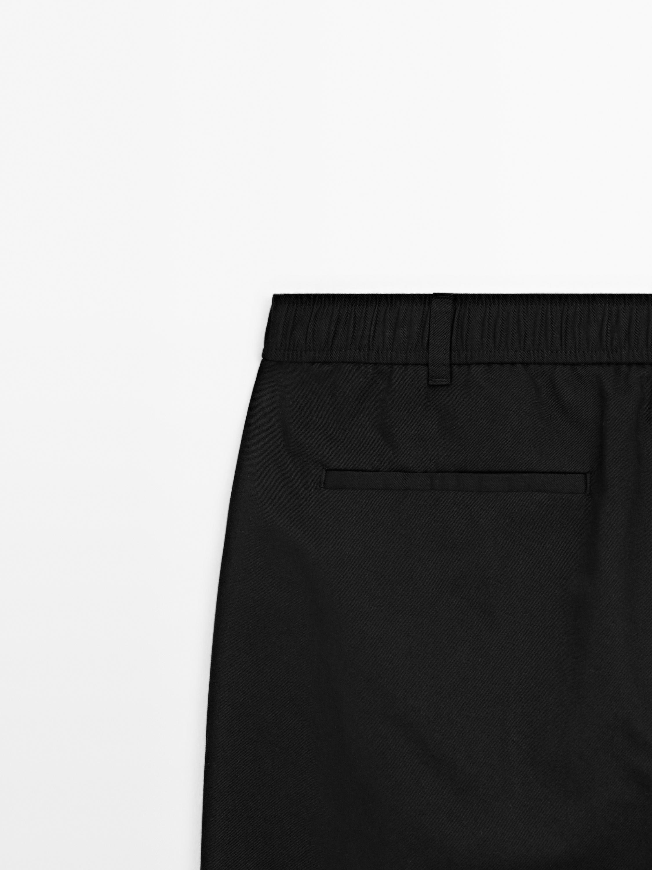 Quần jogger pha cốt-tông